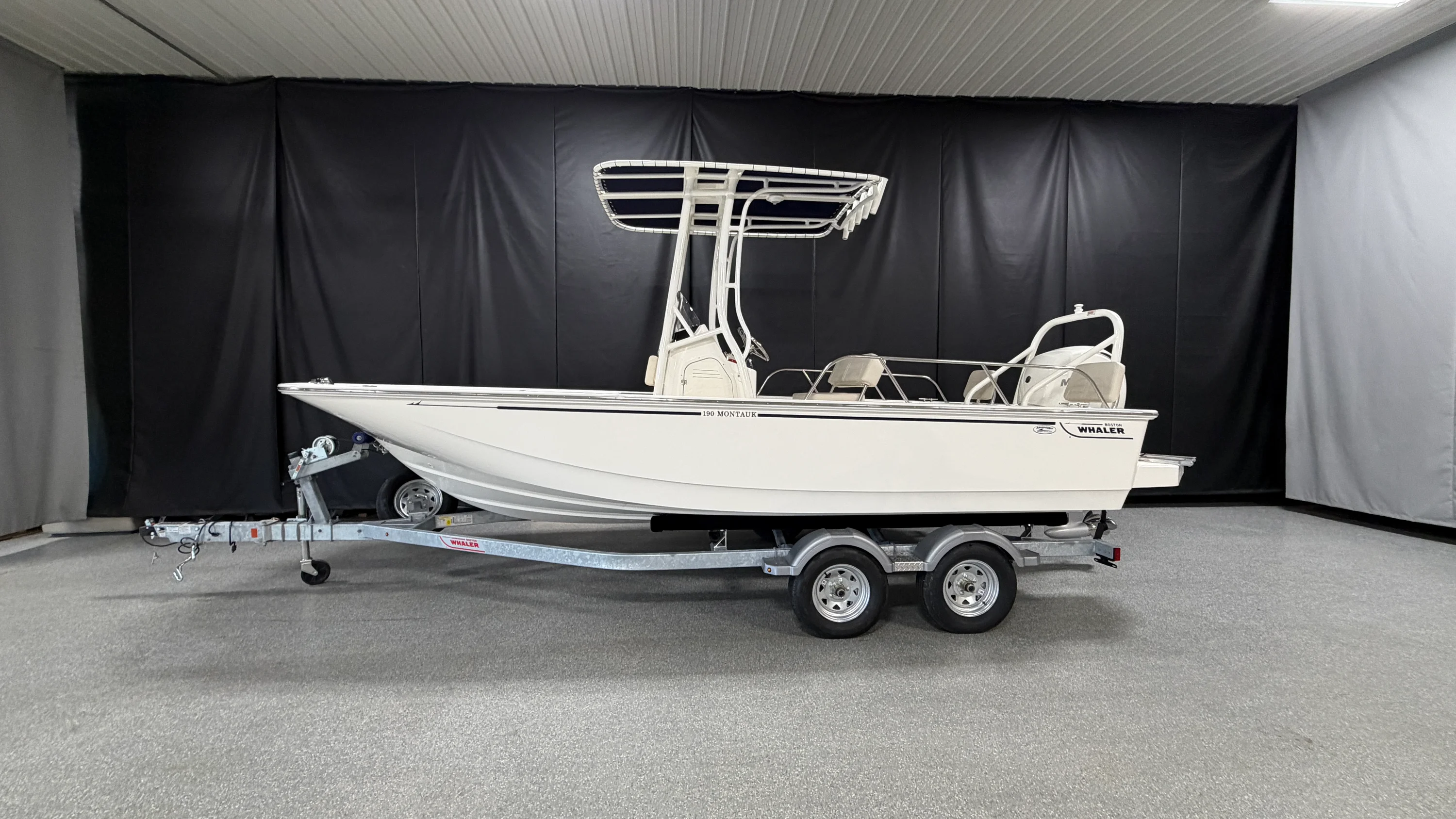 2026 Boston Whaler 190 Montauk Image Thumbnail #0