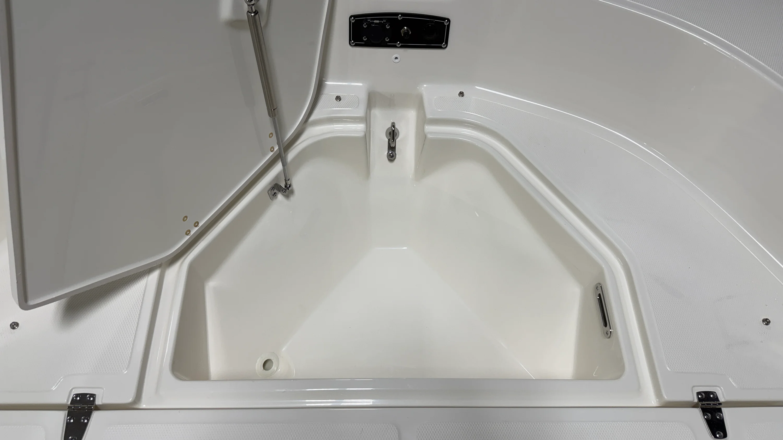 2026 Boston Whaler 190 Montauk Image Thumbnail #80