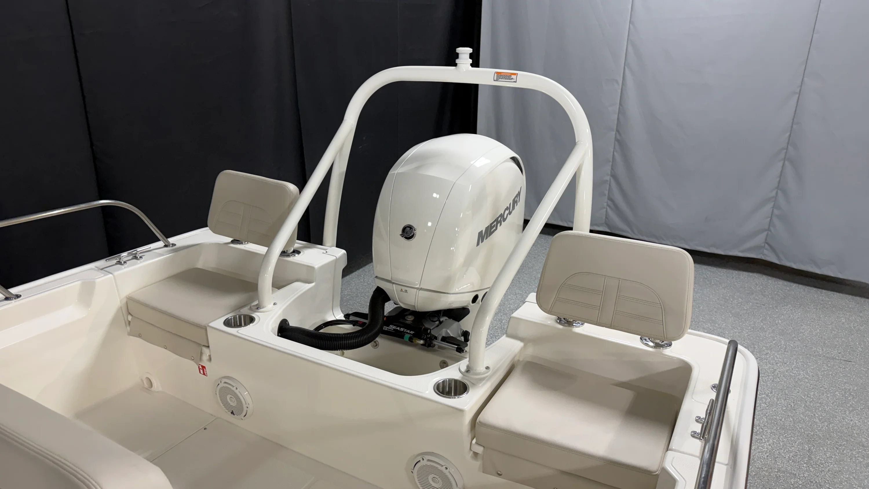 2026 Boston Whaler 190 Montauk Image Thumbnail #14