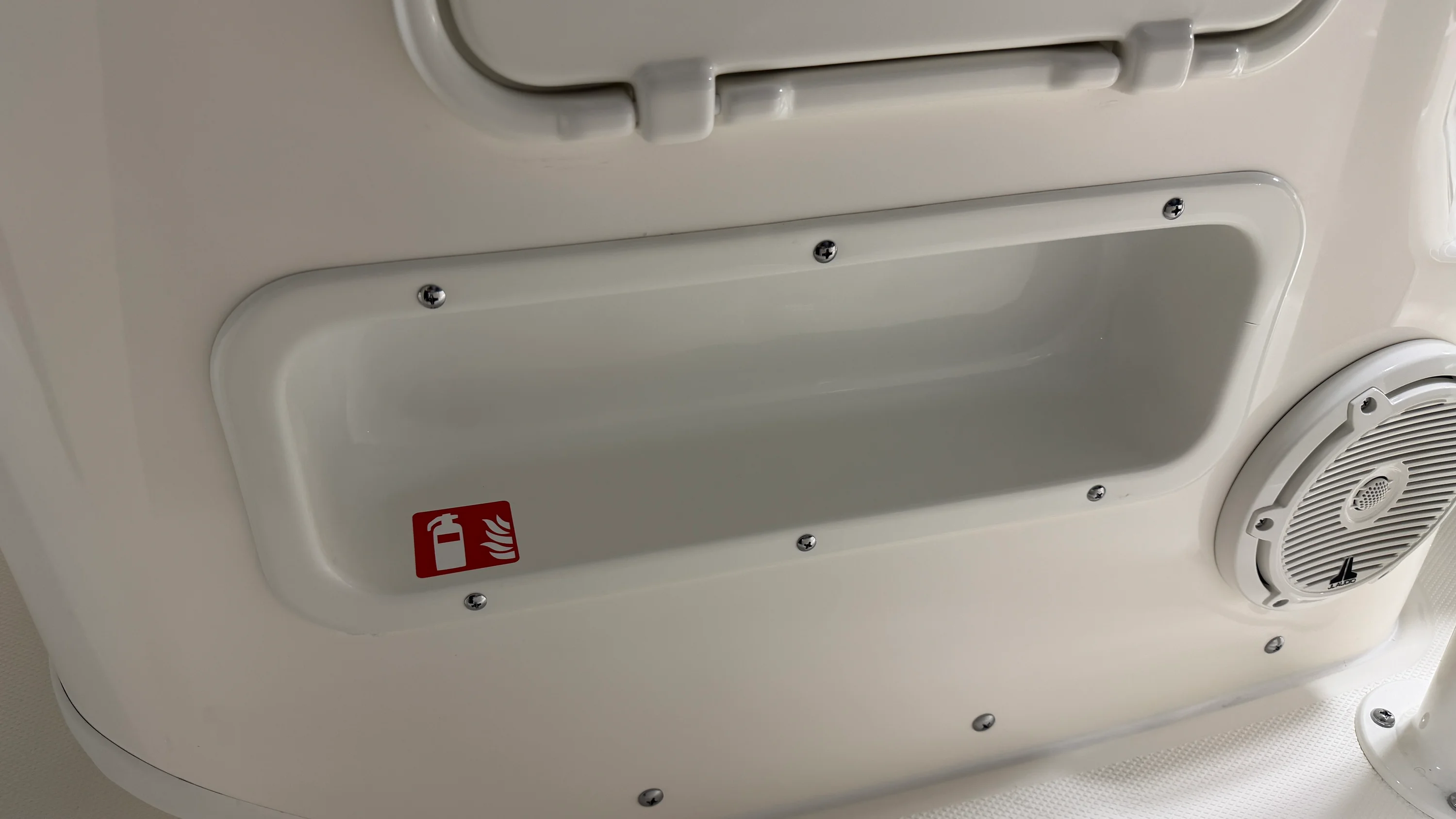 2026 Boston Whaler 190 Montauk Image Thumbnail #66