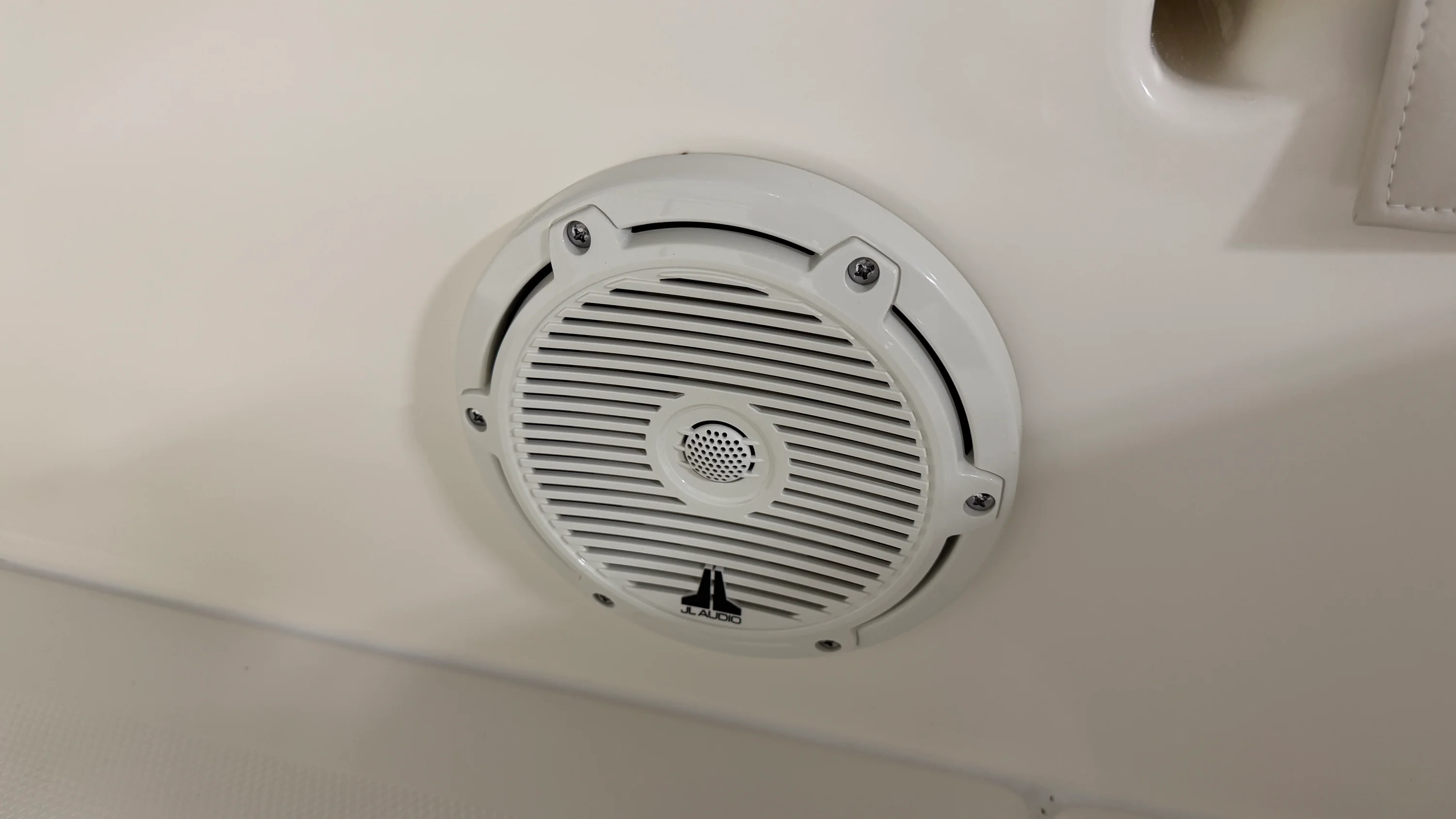 2026 Boston Whaler 190 Montauk Image Thumbnail #20