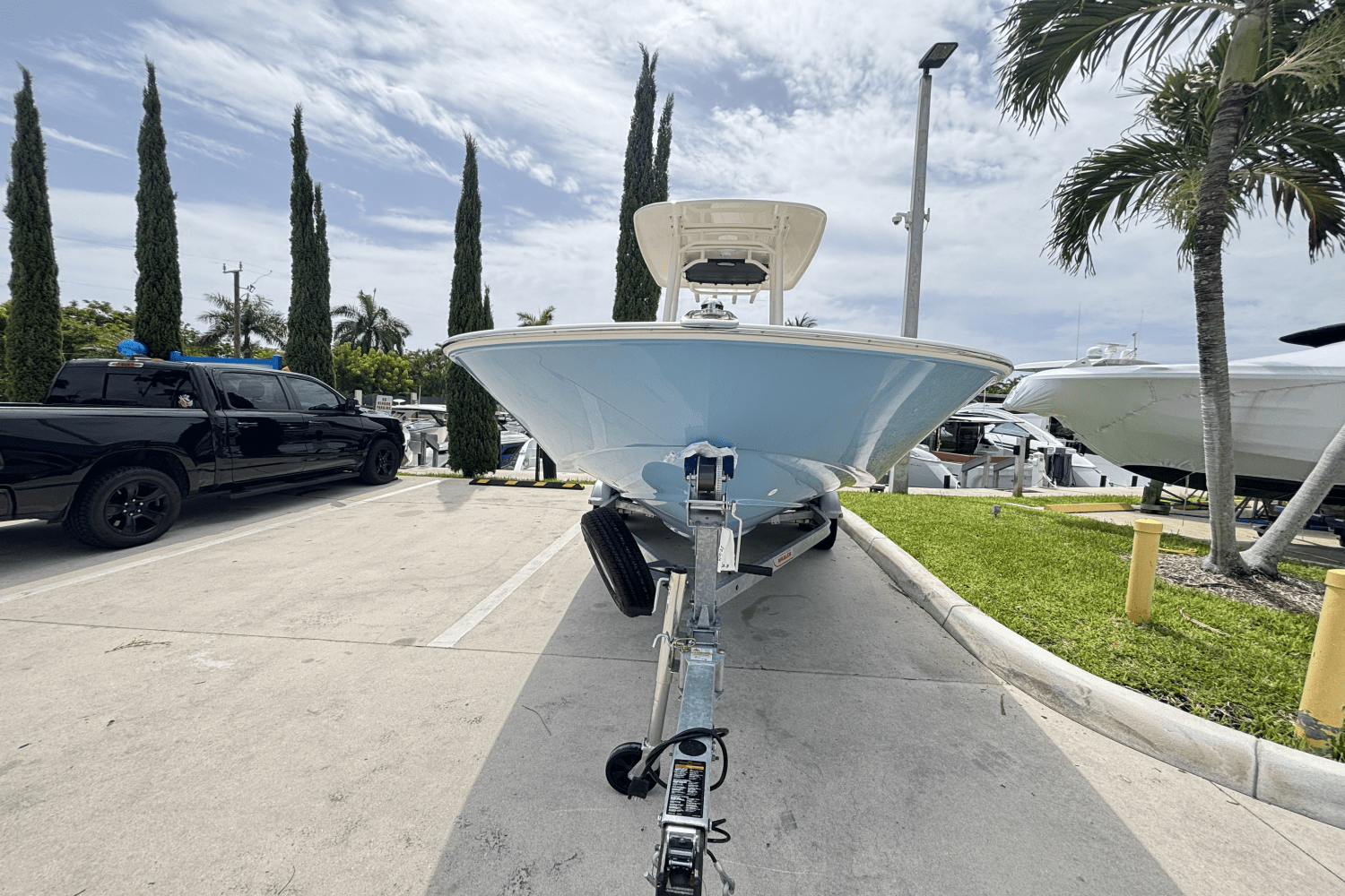 2025 Boston Whaler 210 Montauk Image Thumbnail #8