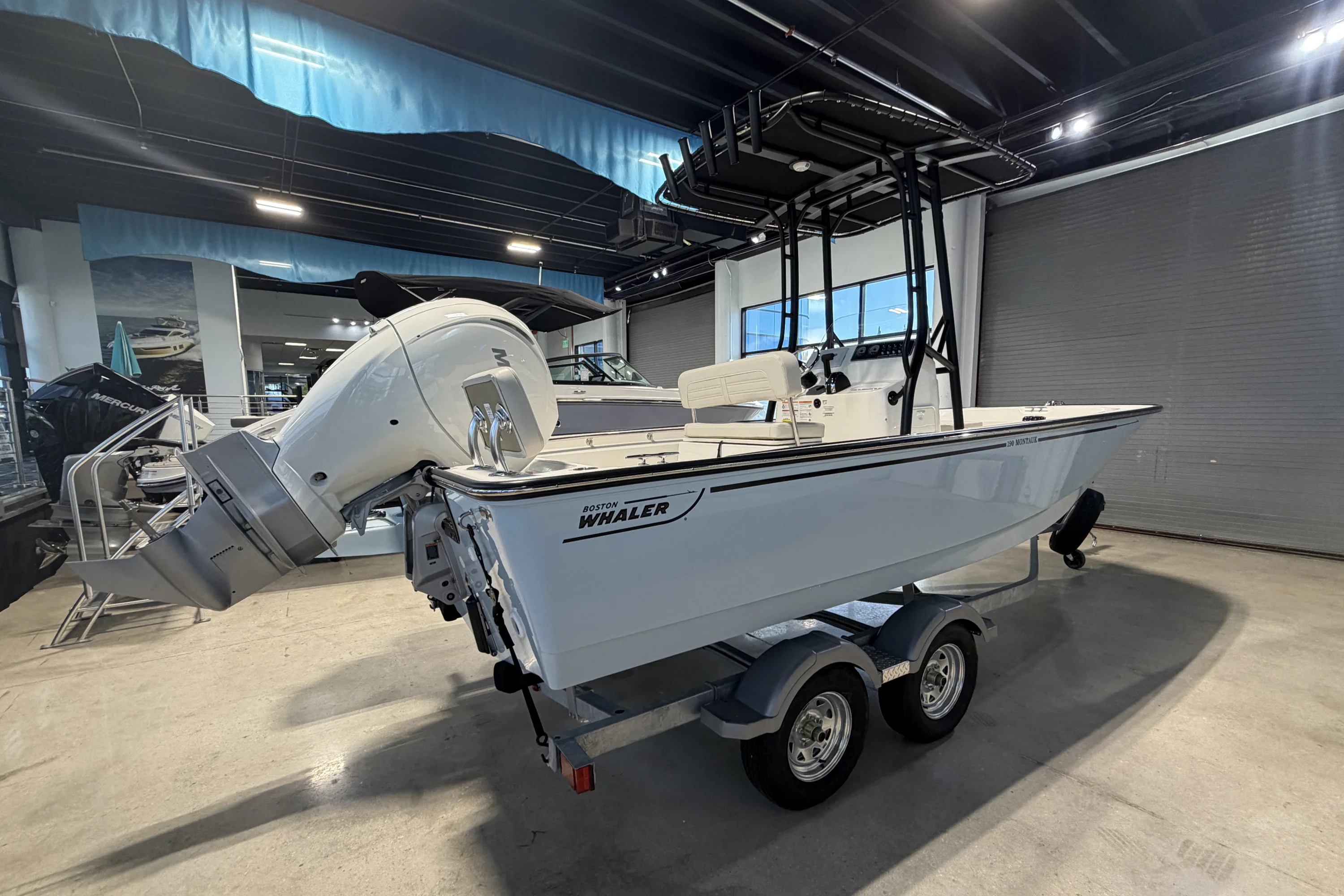 2026 Boston Whaler 190 Montauk Image Thumbnail #4