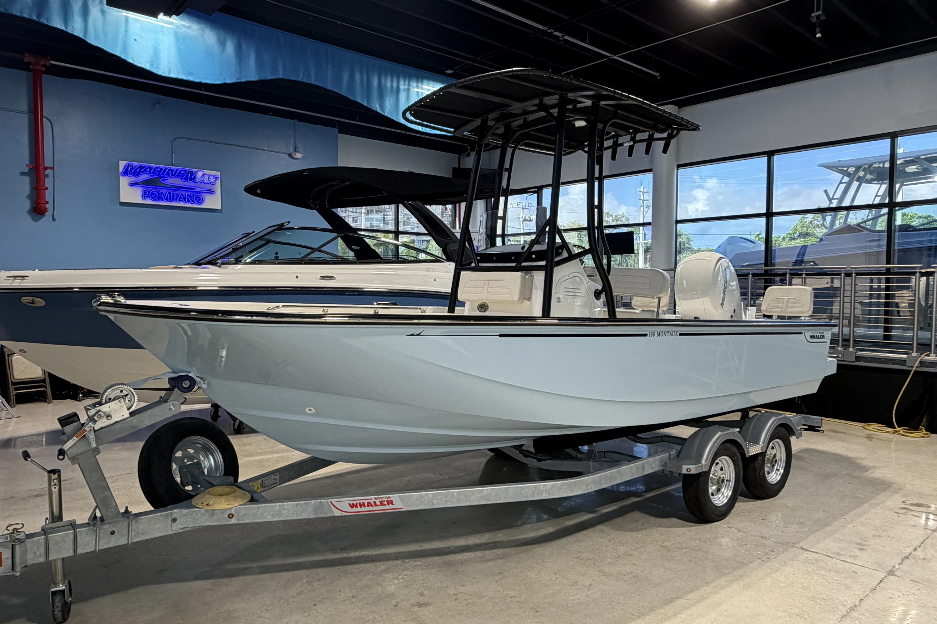 2026 Boston Whaler 190 Montauk Image Thumbnail #0