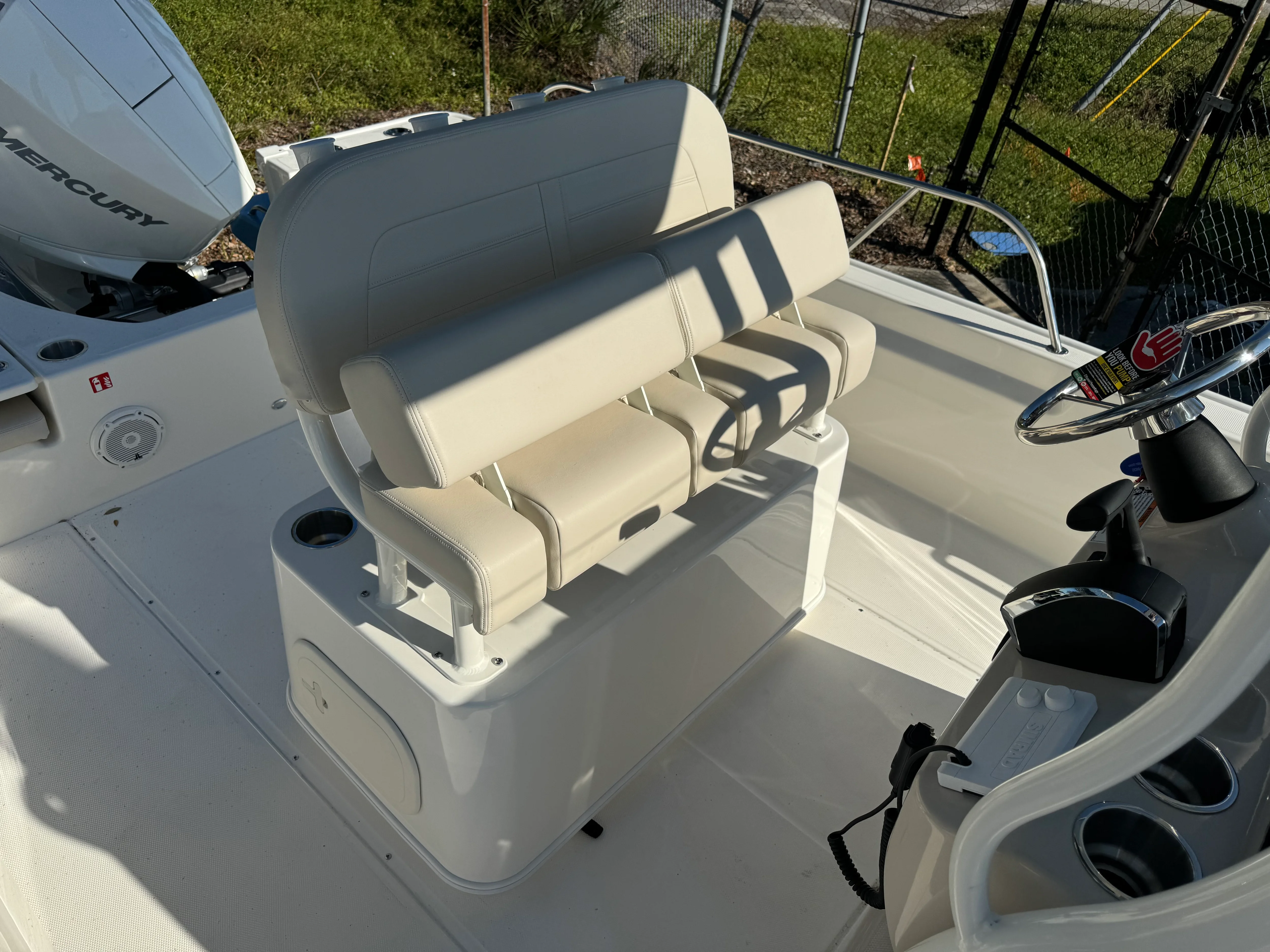 2026 Boston Whaler 210 Montauk Image Thumbnail #10