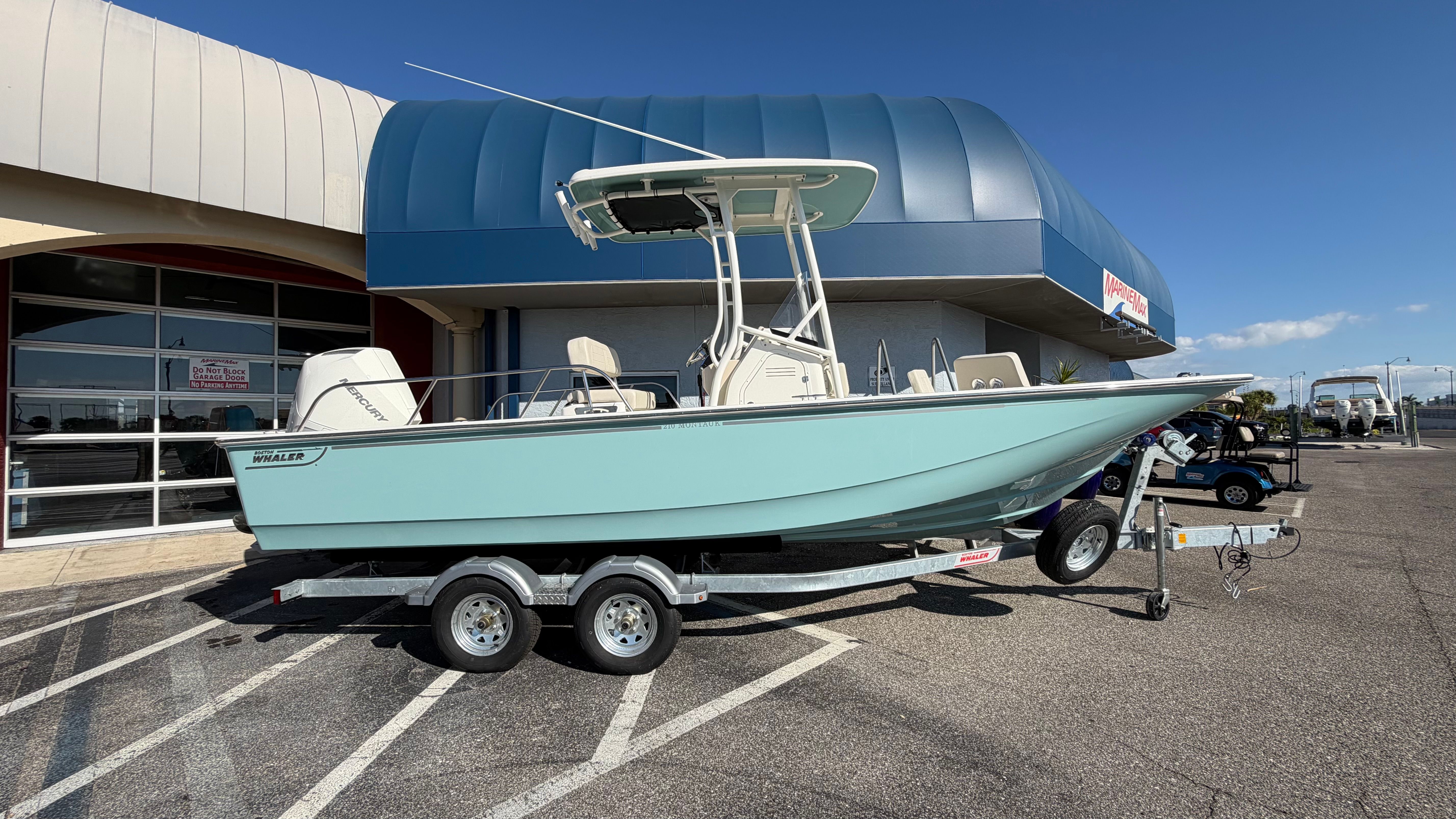 2026 Boston Whaler 210 Montauk Image Thumbnail #0