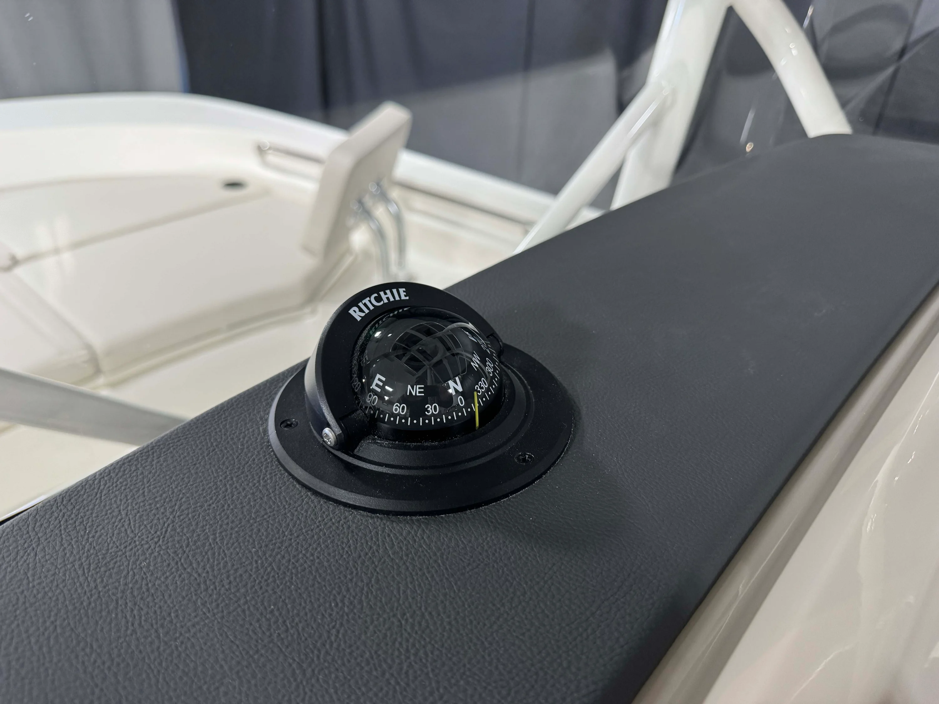 2026 Boston Whaler 210 Montauk Image Thumbnail #38