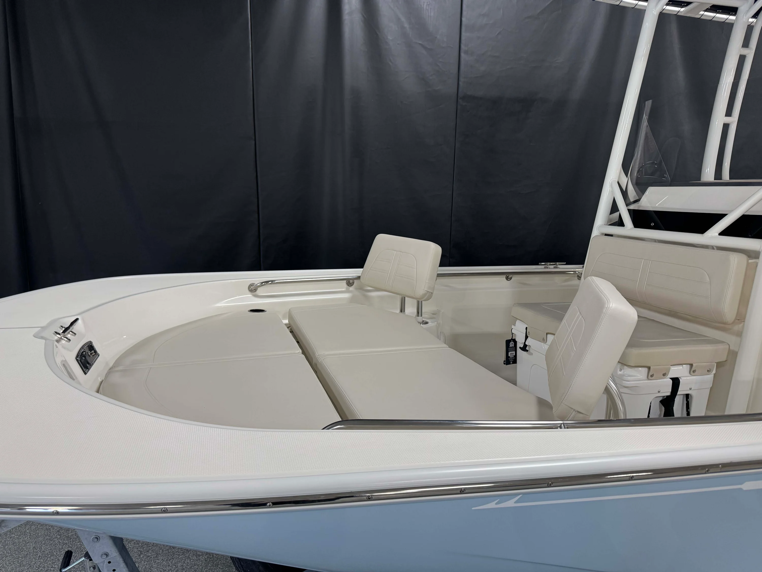 2026 Boston Whaler 210 Montauk Image Thumbnail #6