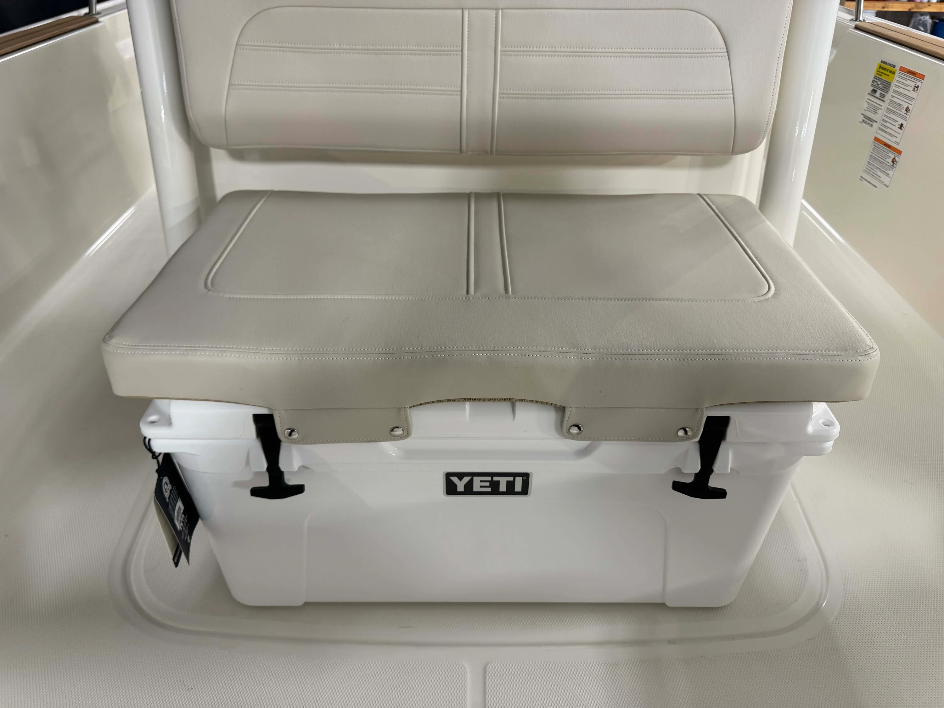 2026 Boston Whaler 210 Montauk Image Thumbnail #40