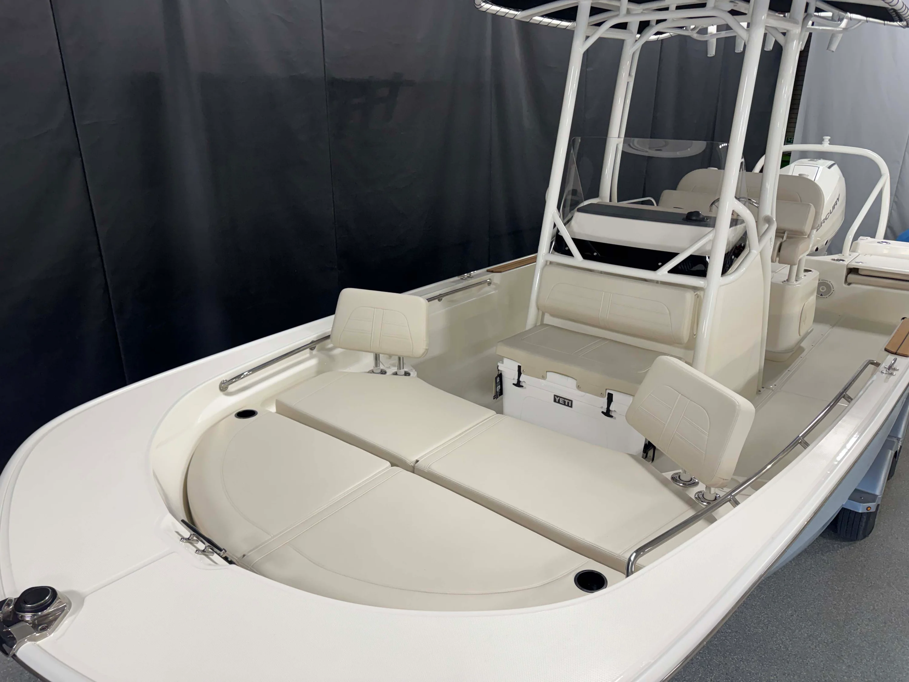 2026 Boston Whaler 210 Montauk Image Thumbnail #5