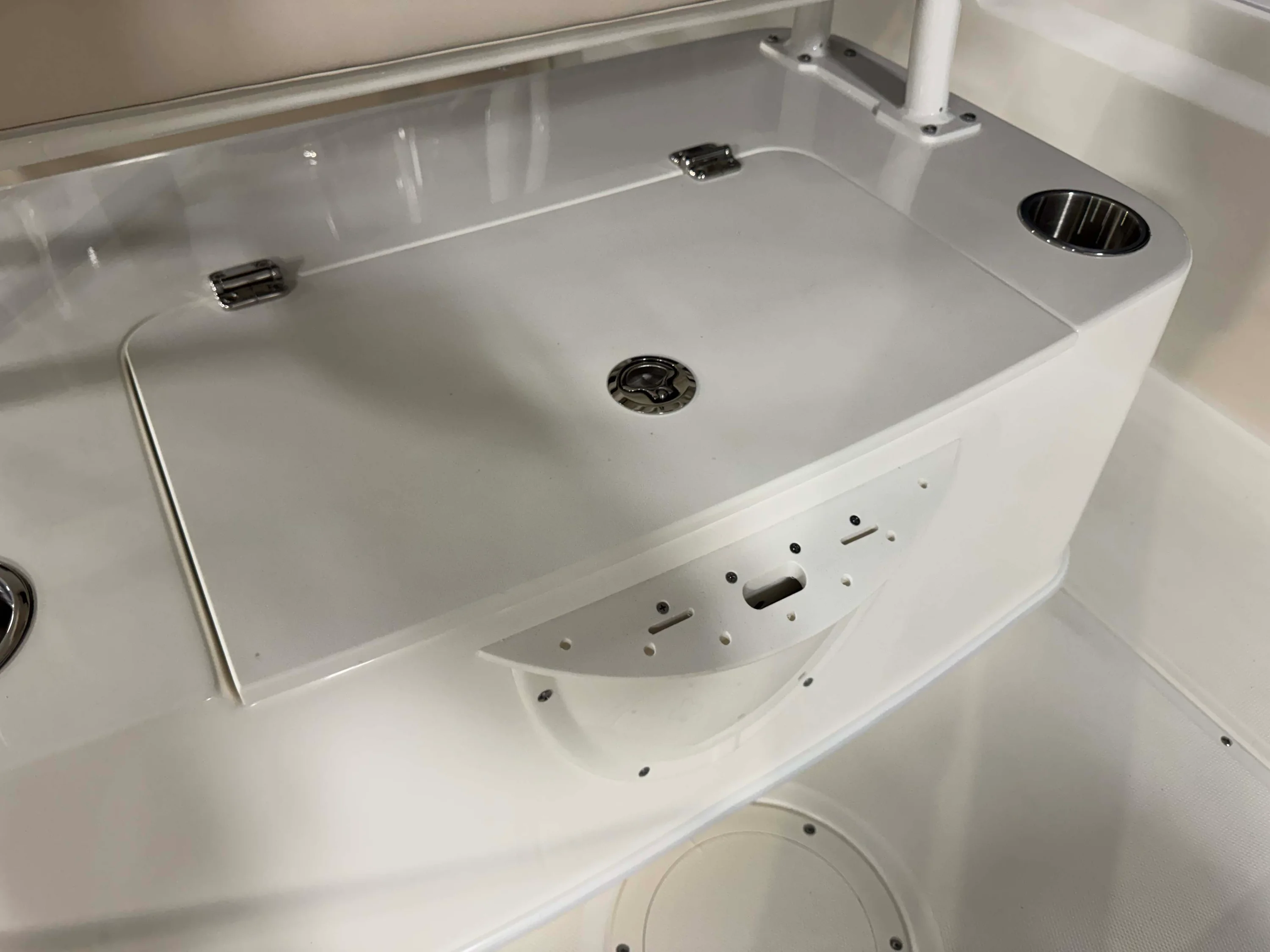 2026 Boston Whaler 210 Montauk Image Thumbnail #26