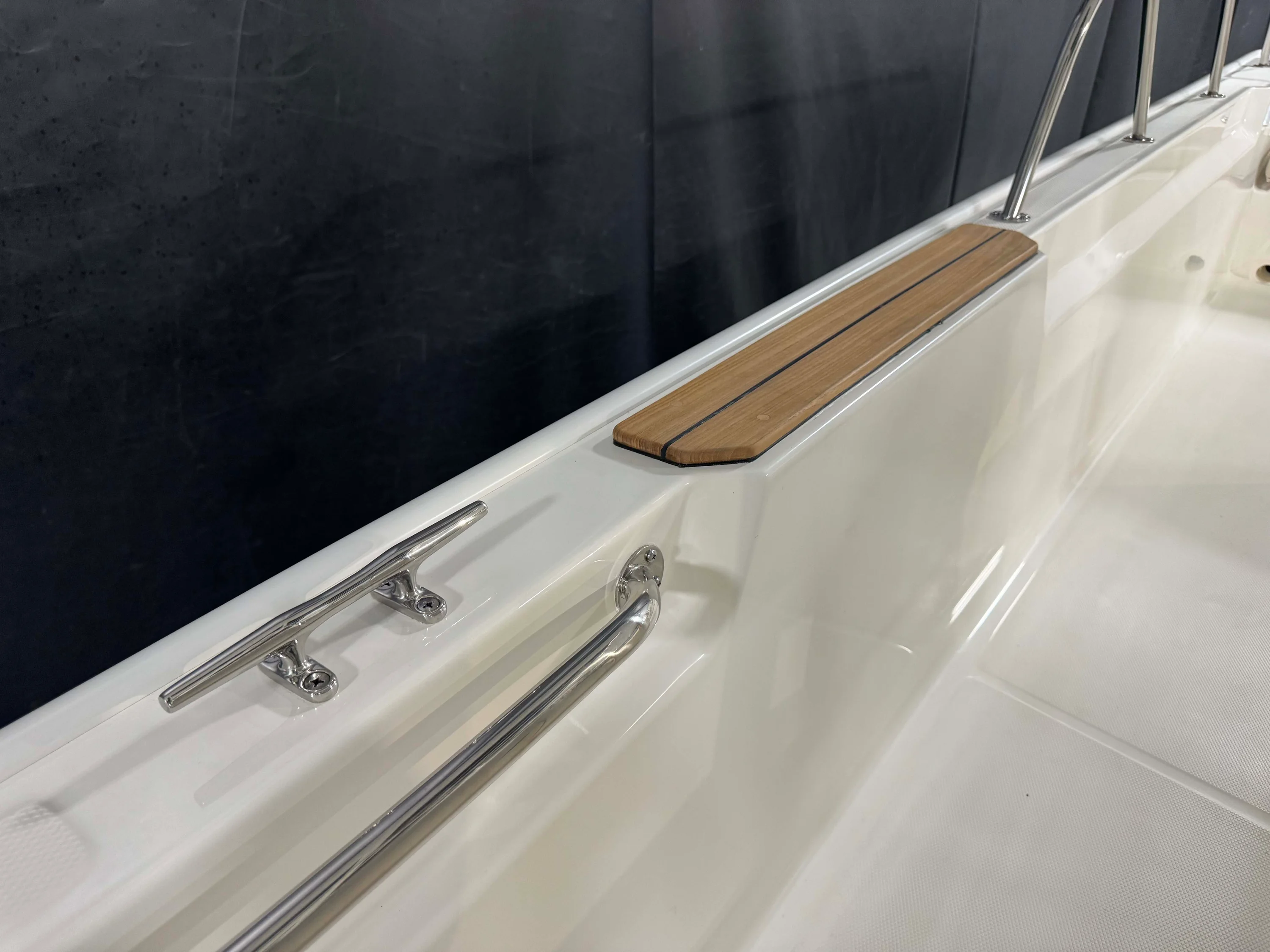 2026 Boston Whaler 210 Montauk Image Thumbnail #51