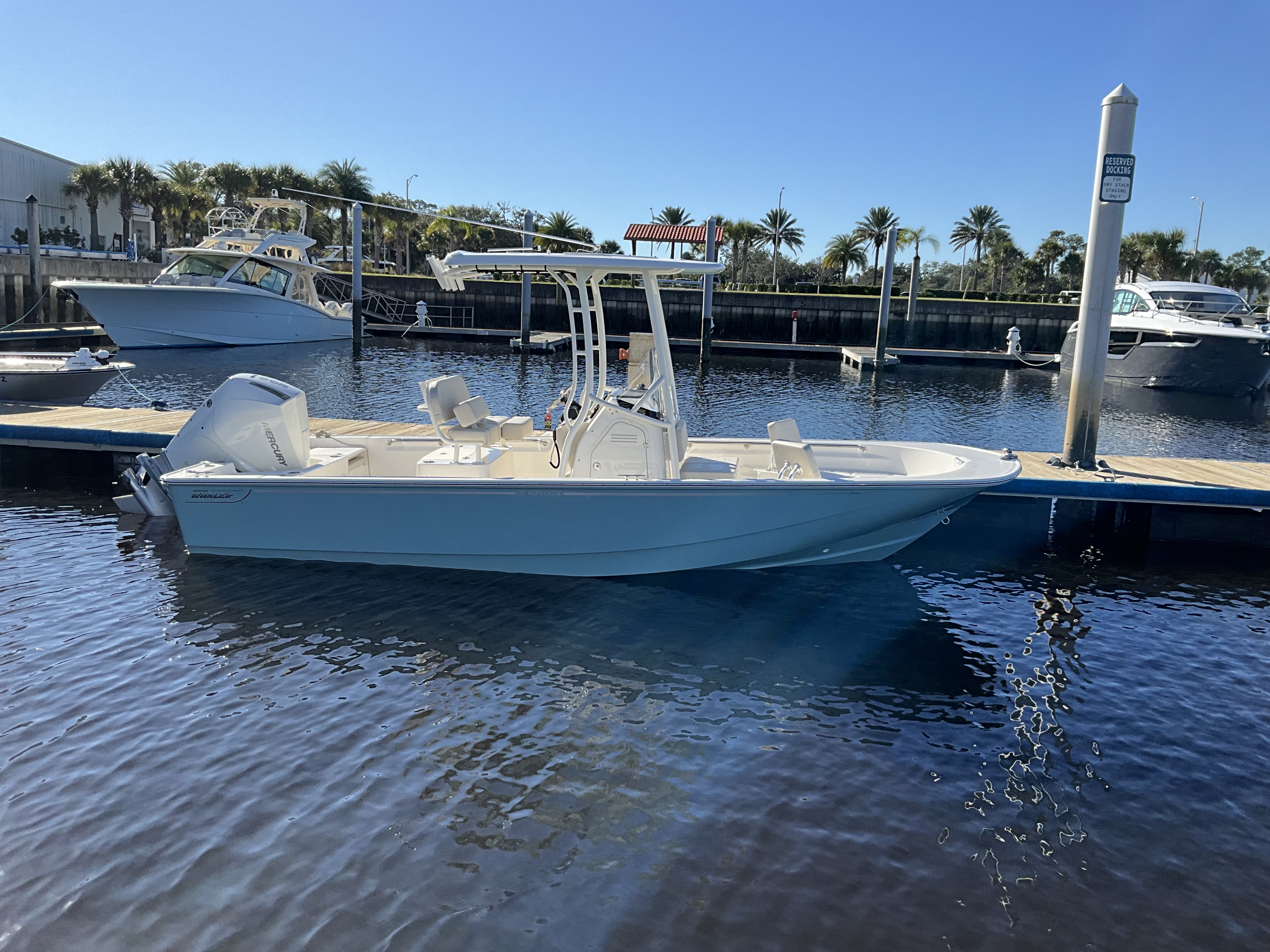 2026 Boston Whaler 210 Montauk Image Thumbnail #2