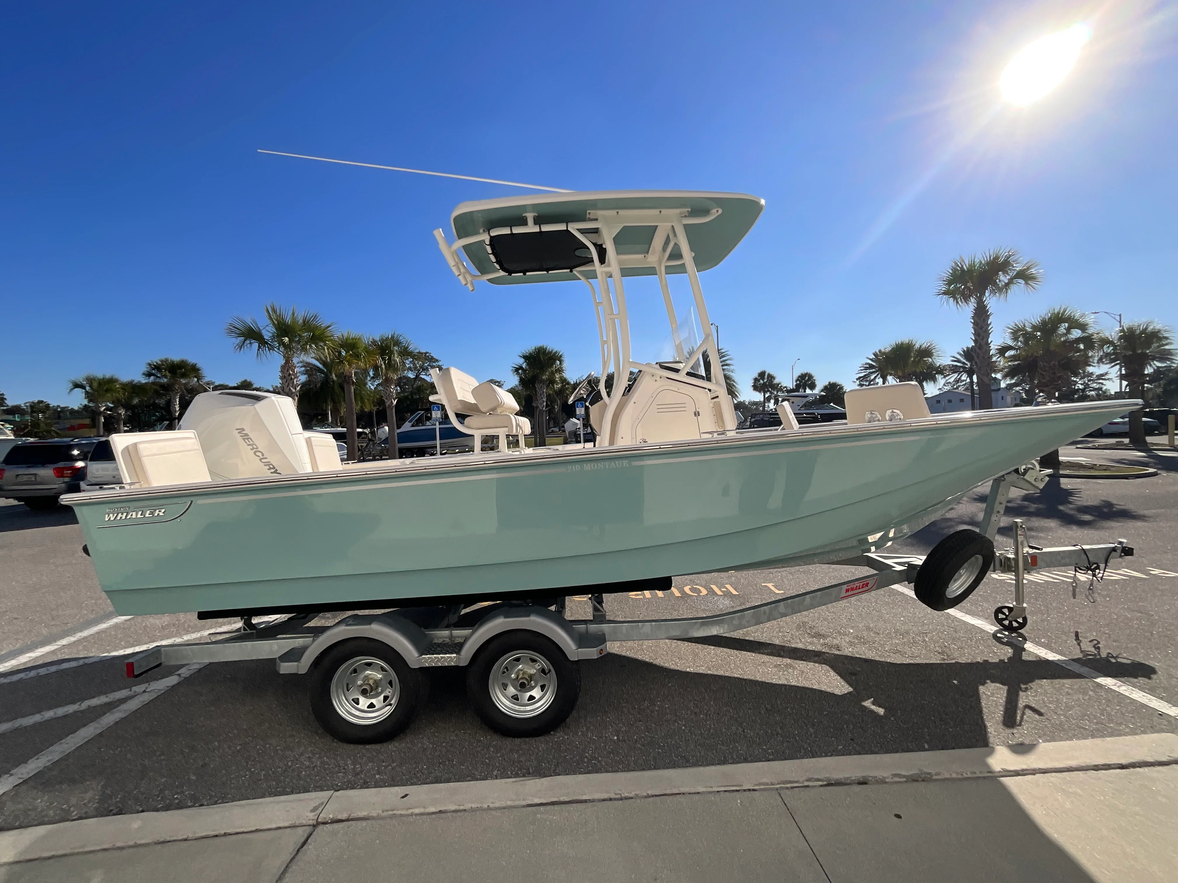 2026 Boston Whaler 210 Montauk Image Thumbnail #4