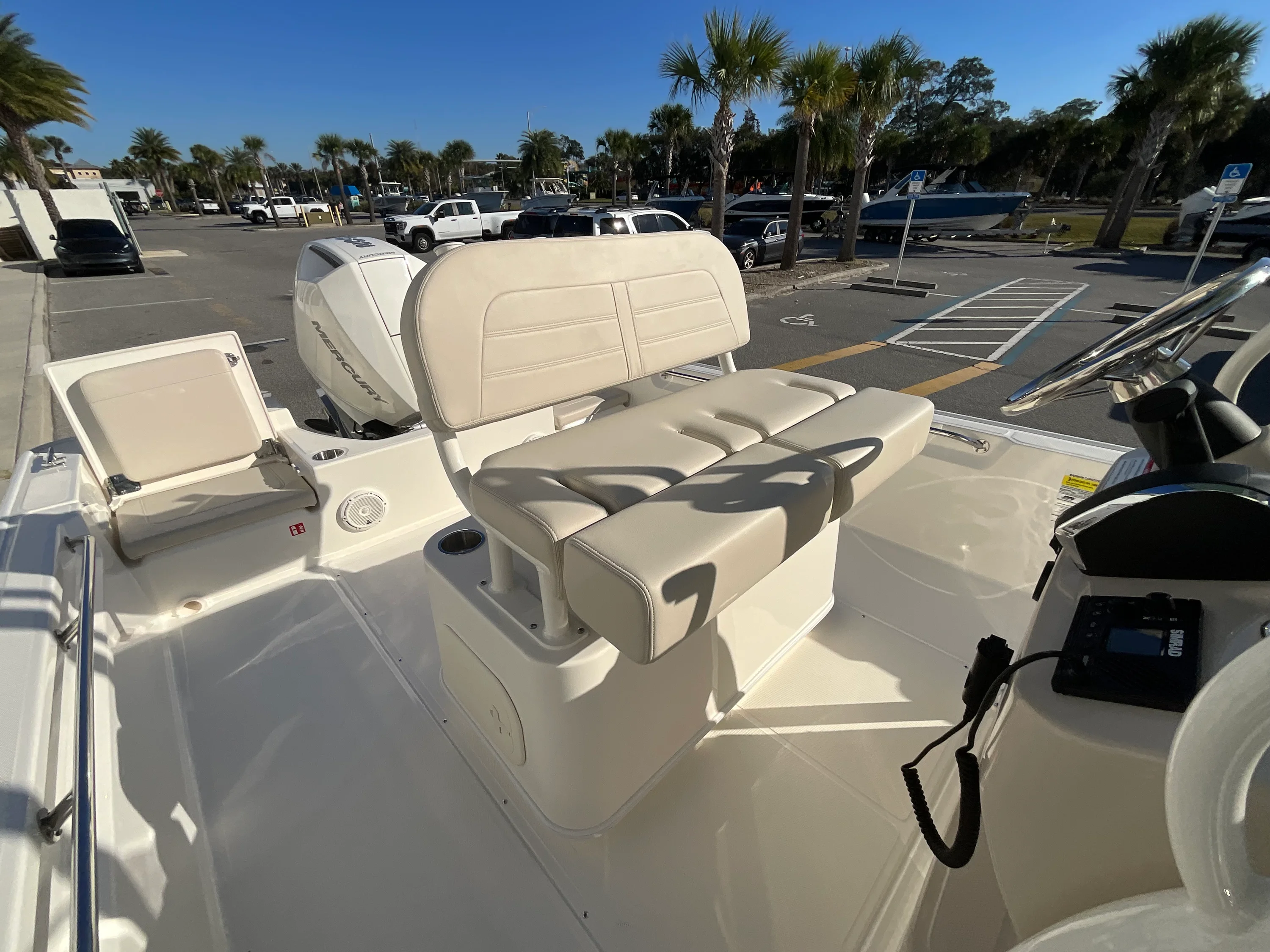 2026 Boston Whaler 210 Montauk Image Thumbnail #9