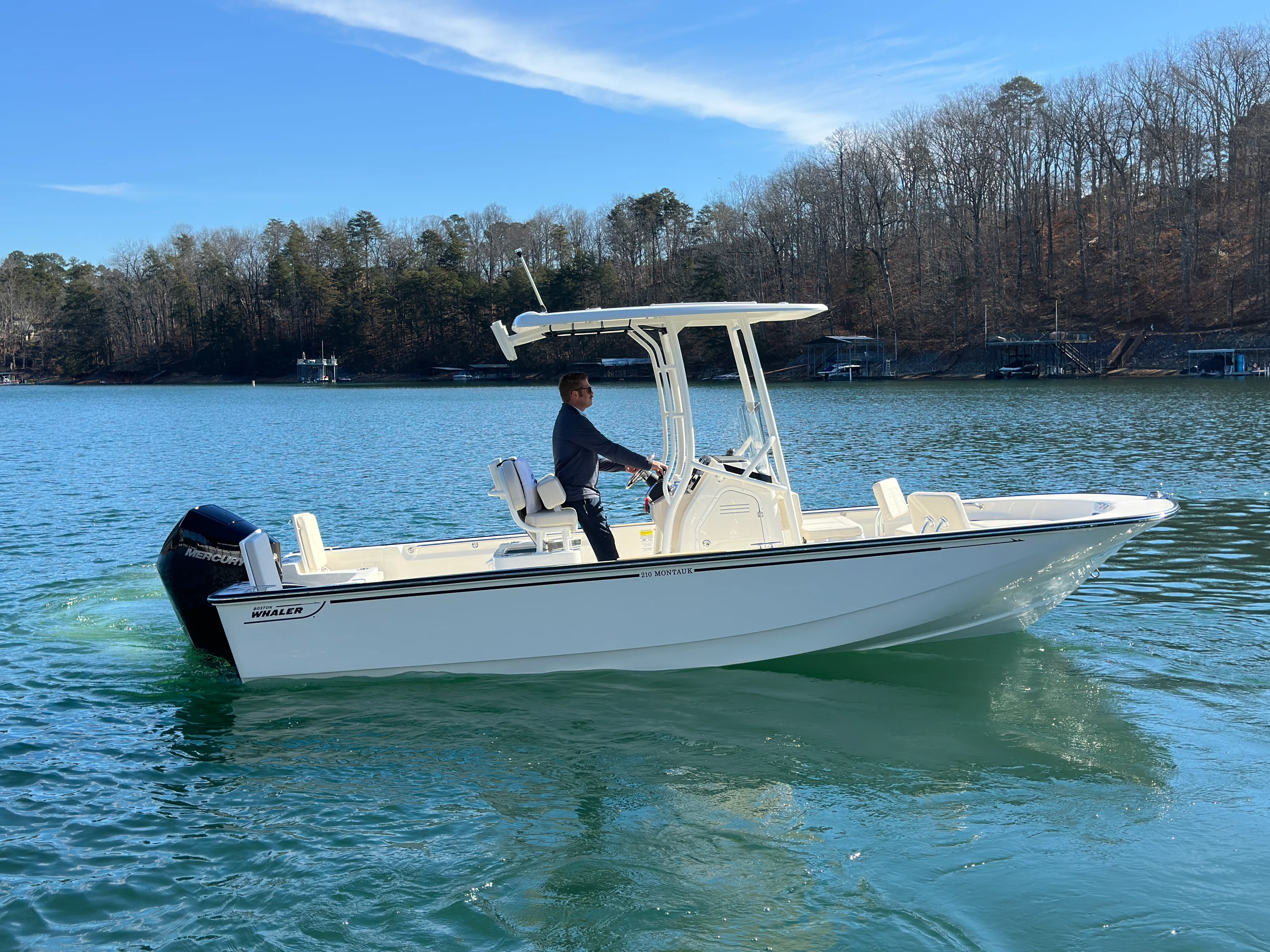 2026 Boston Whaler 210 Montauk Image Thumbnail #5