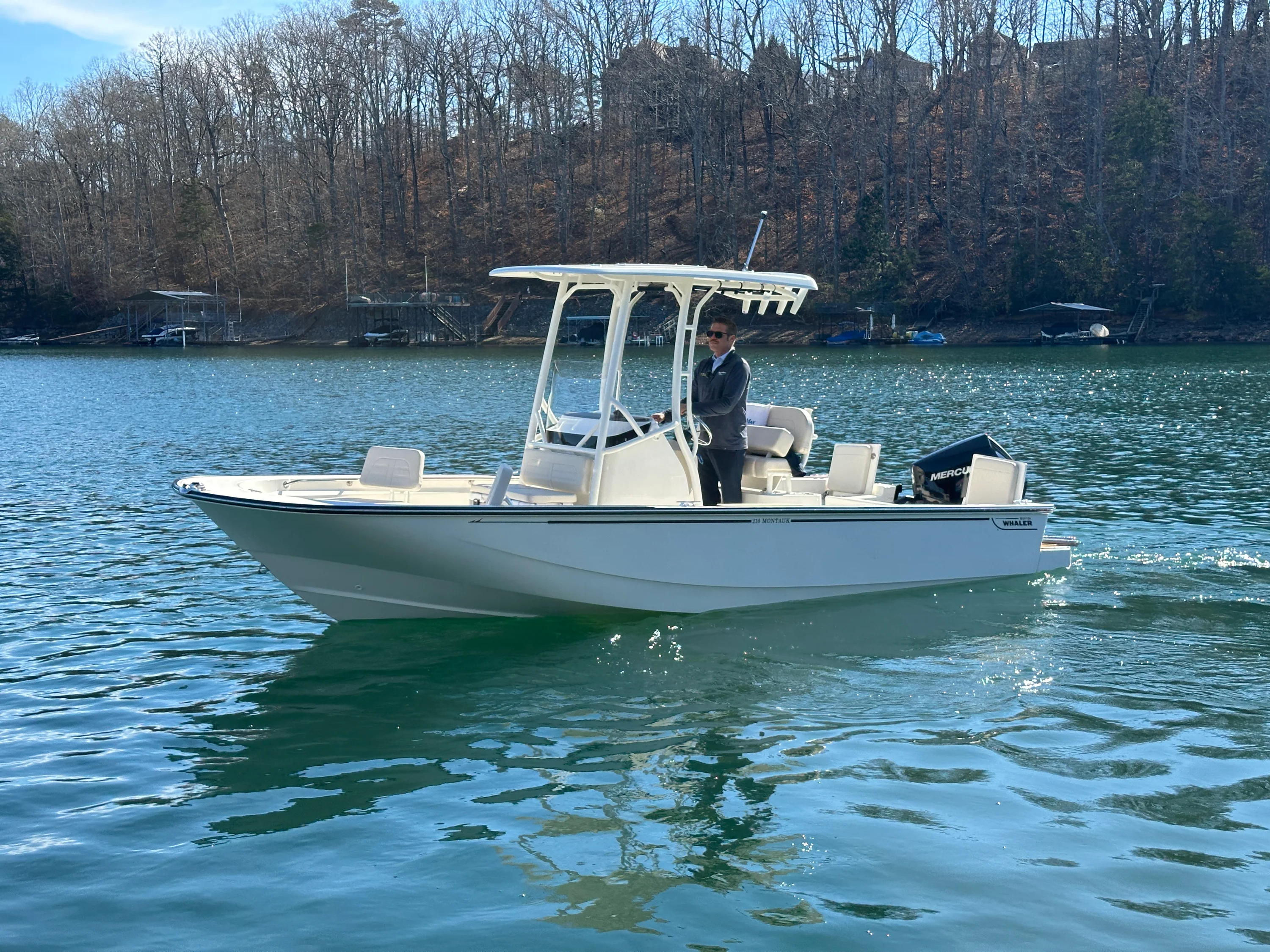 2026 Boston Whaler 210 Montauk Image Thumbnail #1