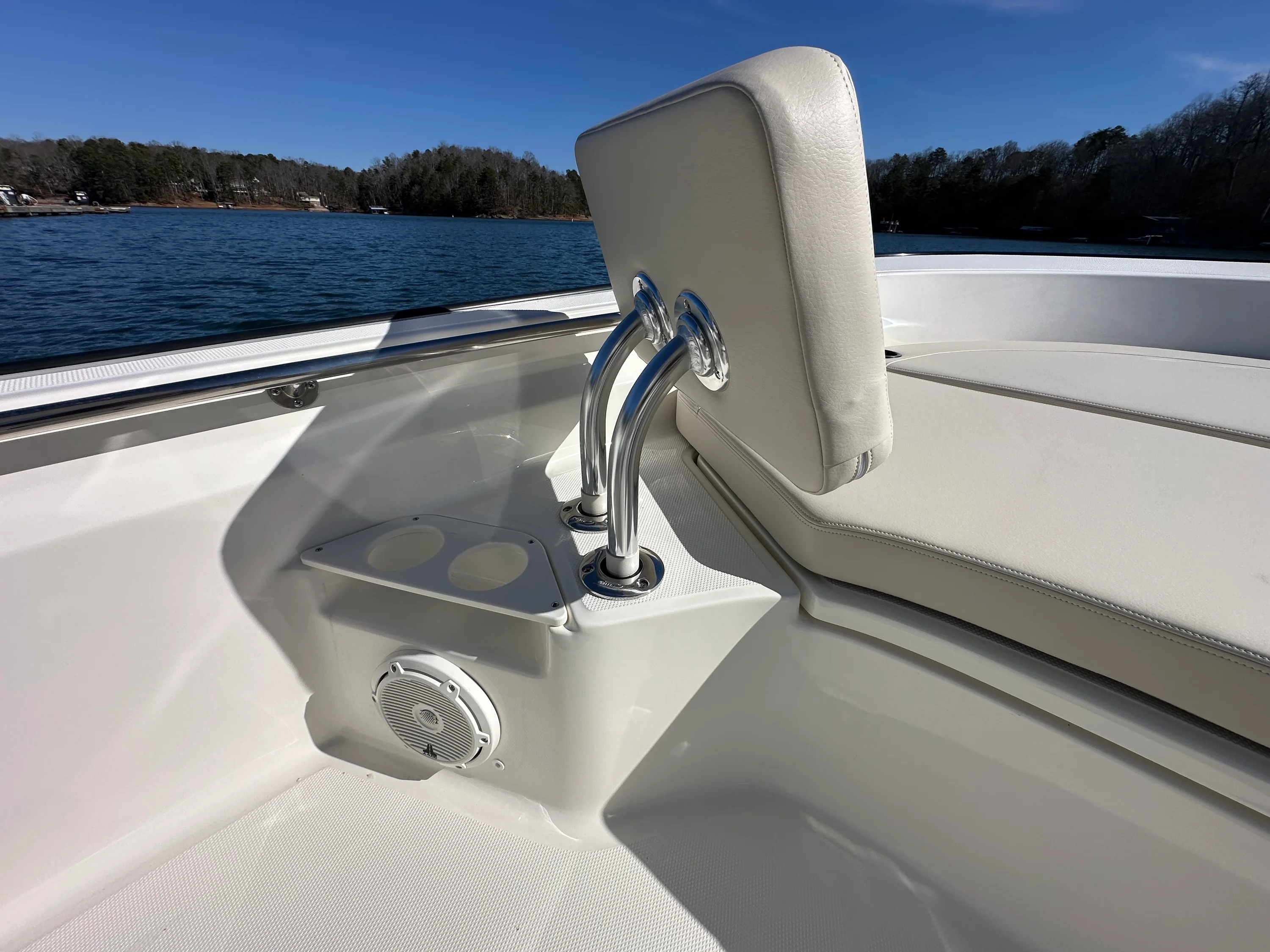 2026 Boston Whaler 210 Montauk Image Thumbnail #12