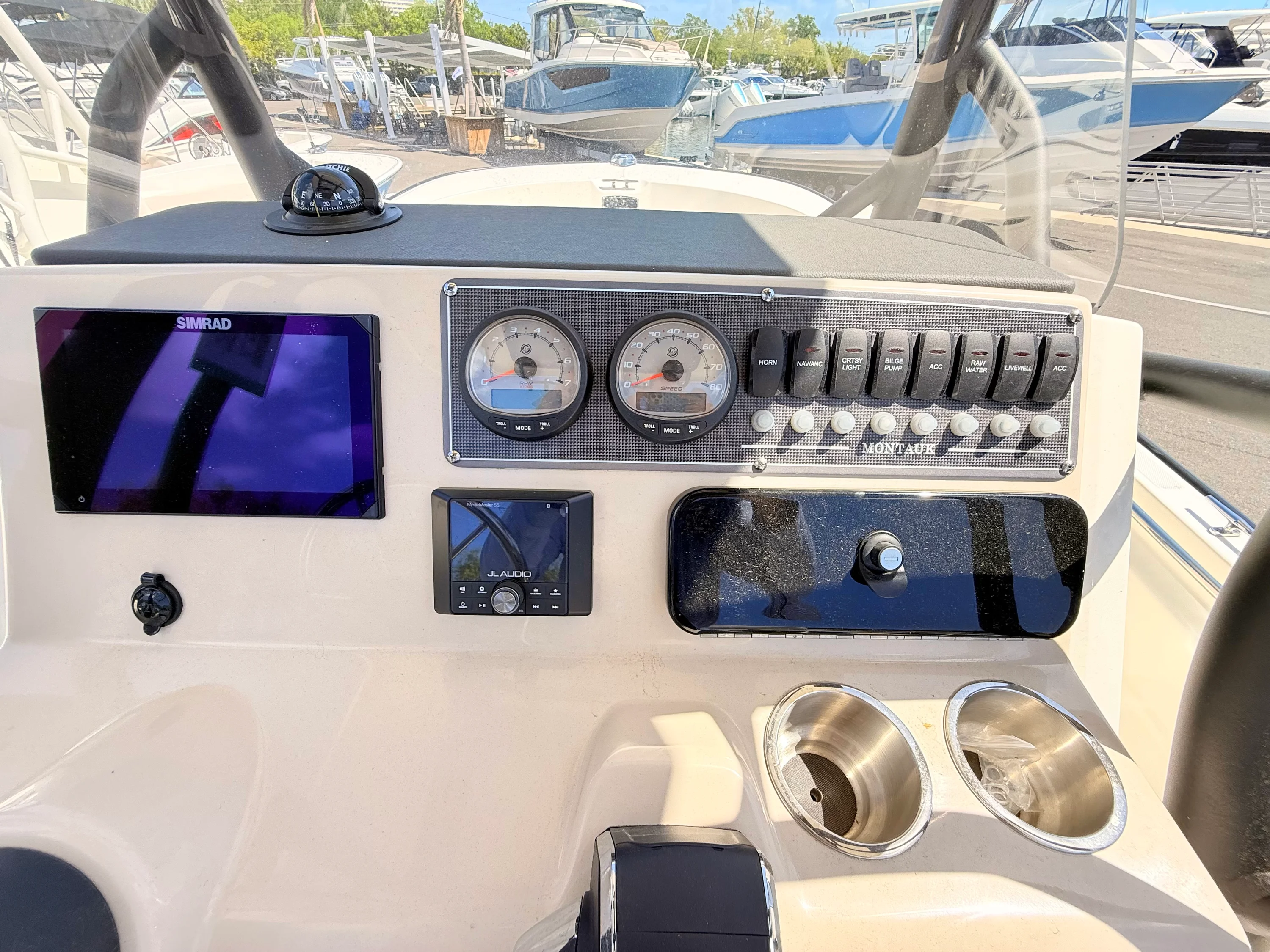 2026 Boston Whaler 210 Montauk Image Thumbnail #23