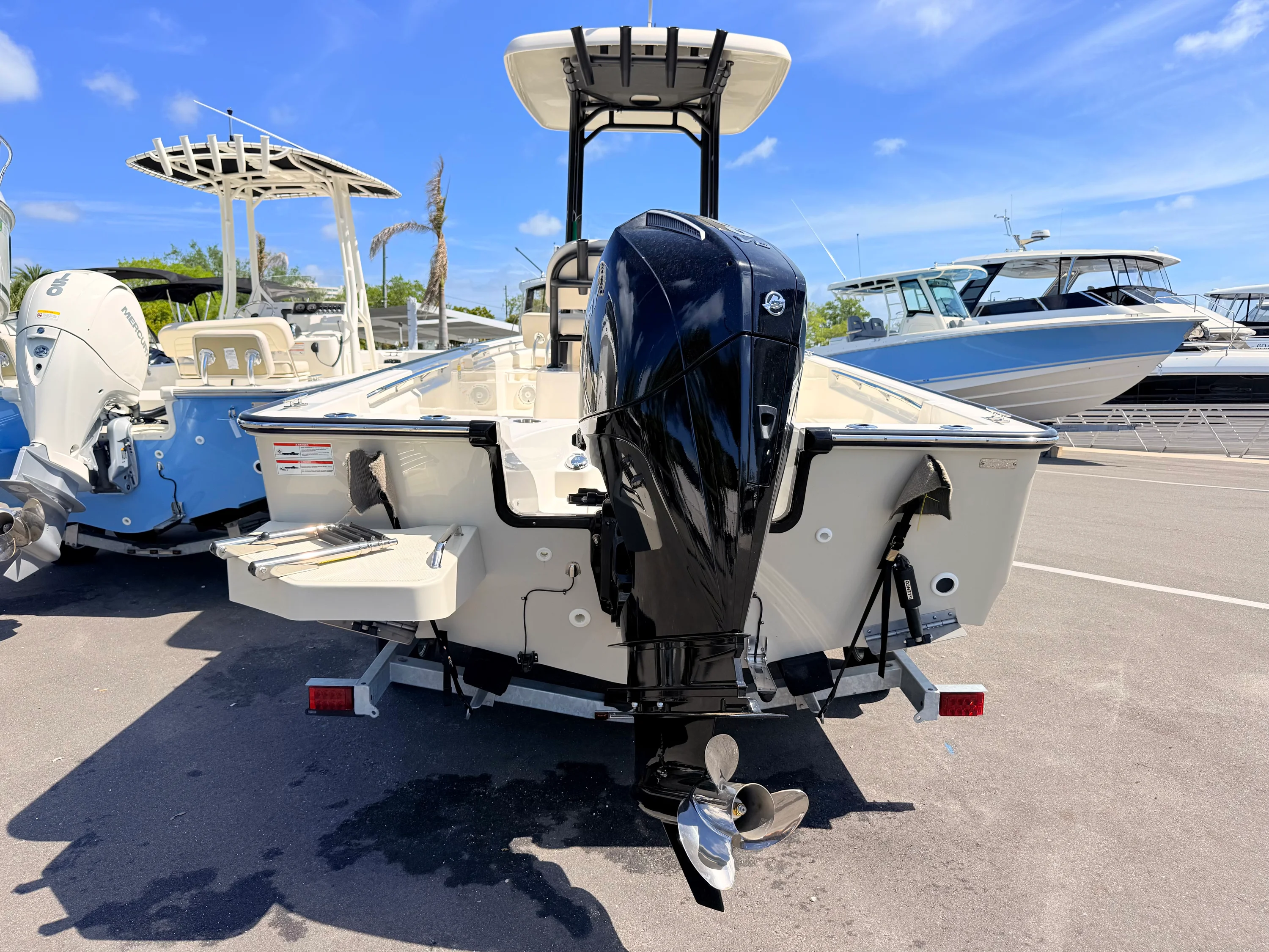 2026 Boston Whaler 210 Montauk Image Thumbnail #4