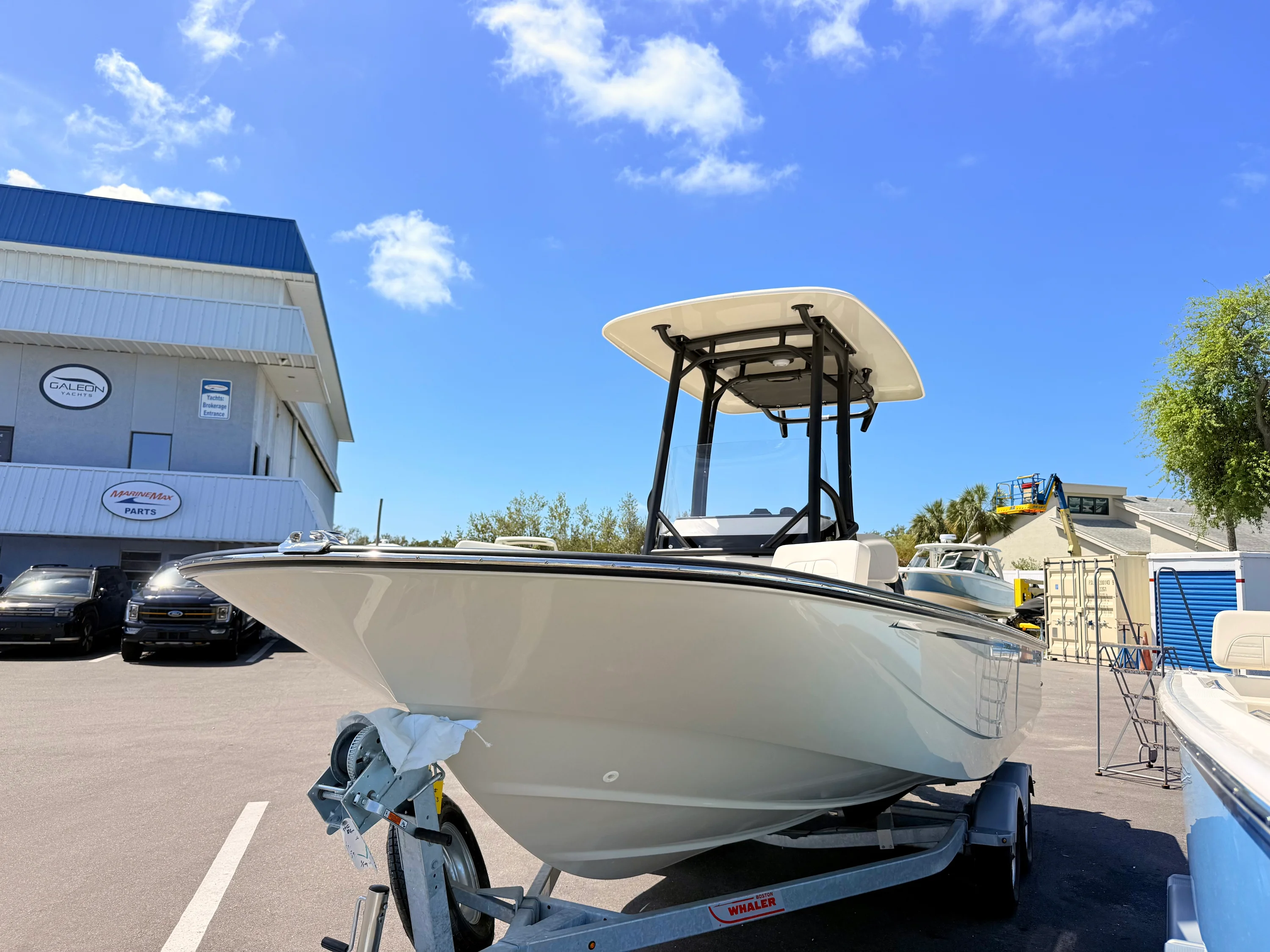 2026 Boston Whaler 210 Montauk Image Thumbnail #9