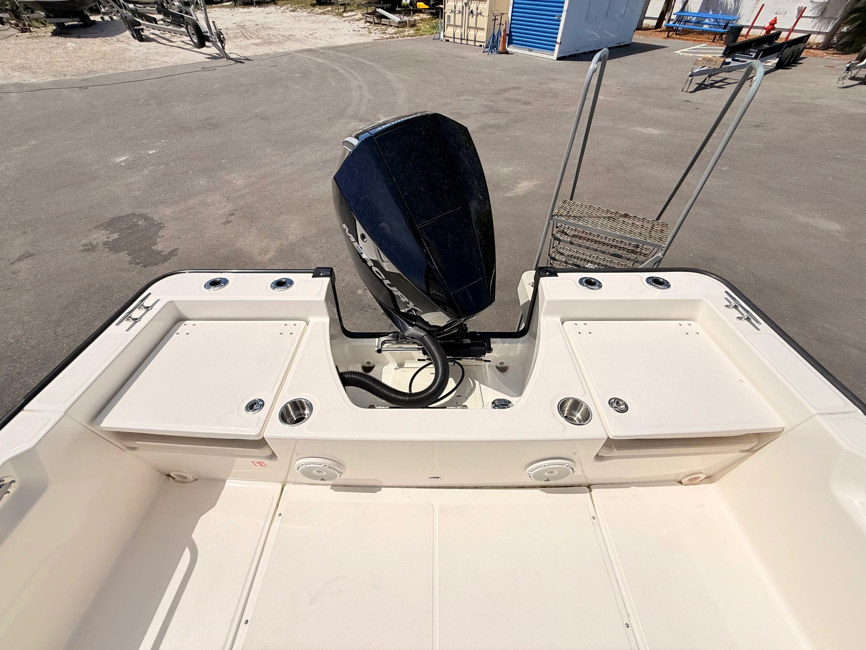 2026 Boston Whaler 210 Montauk Image Thumbnail #14