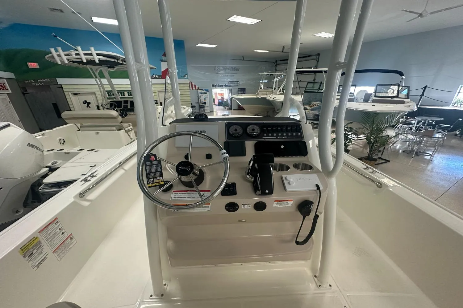 2026 Boston Whaler 210 Montauk Image Thumbnail #10