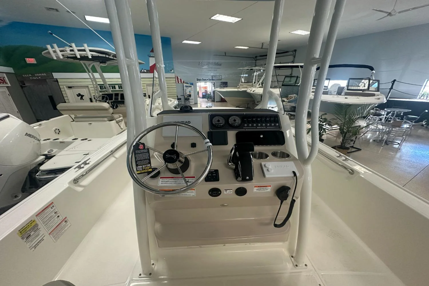 2026 Boston Whaler 210 Montauk Image Thumbnail #10