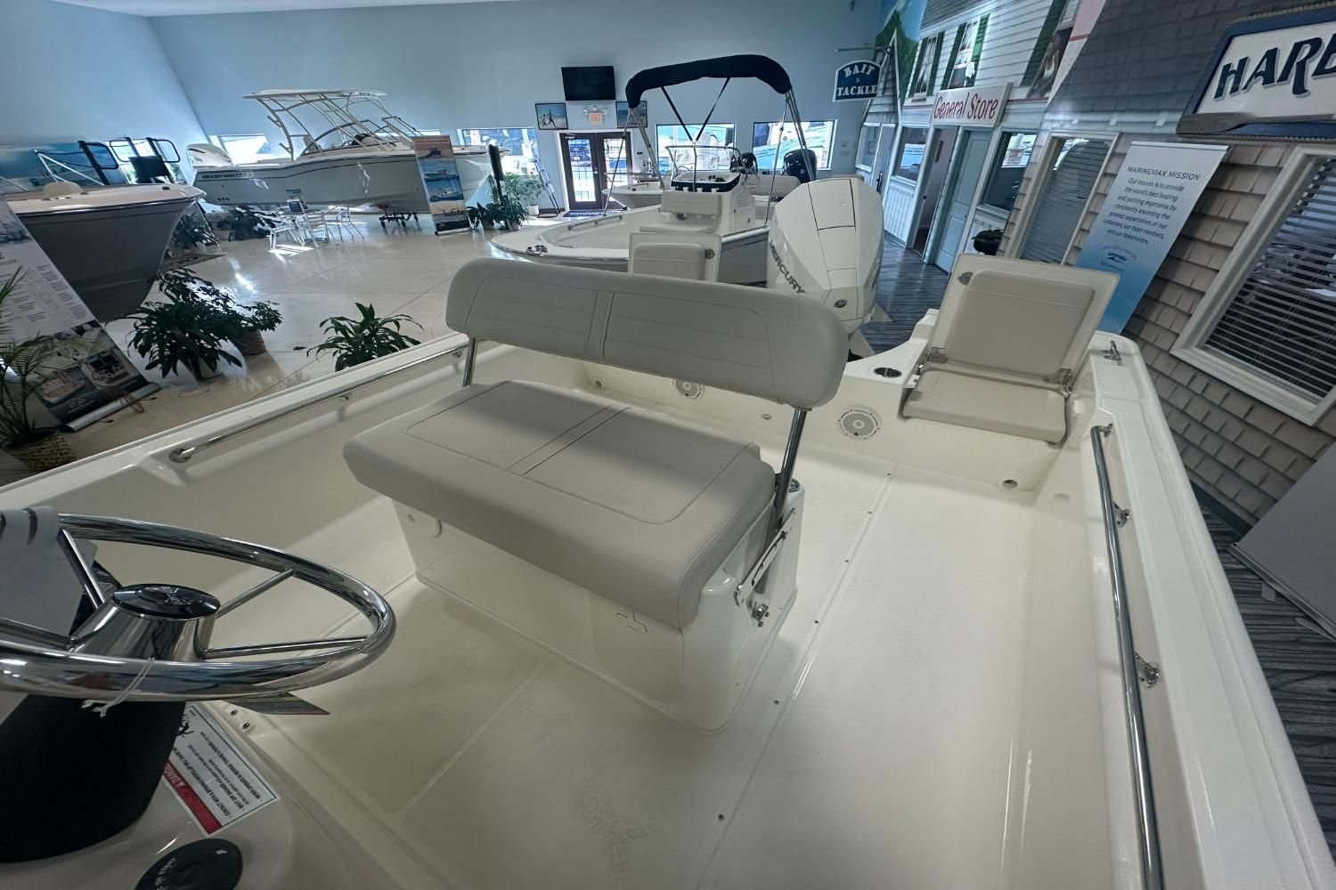 2026 Boston Whaler 210 Montauk Image Thumbnail #9