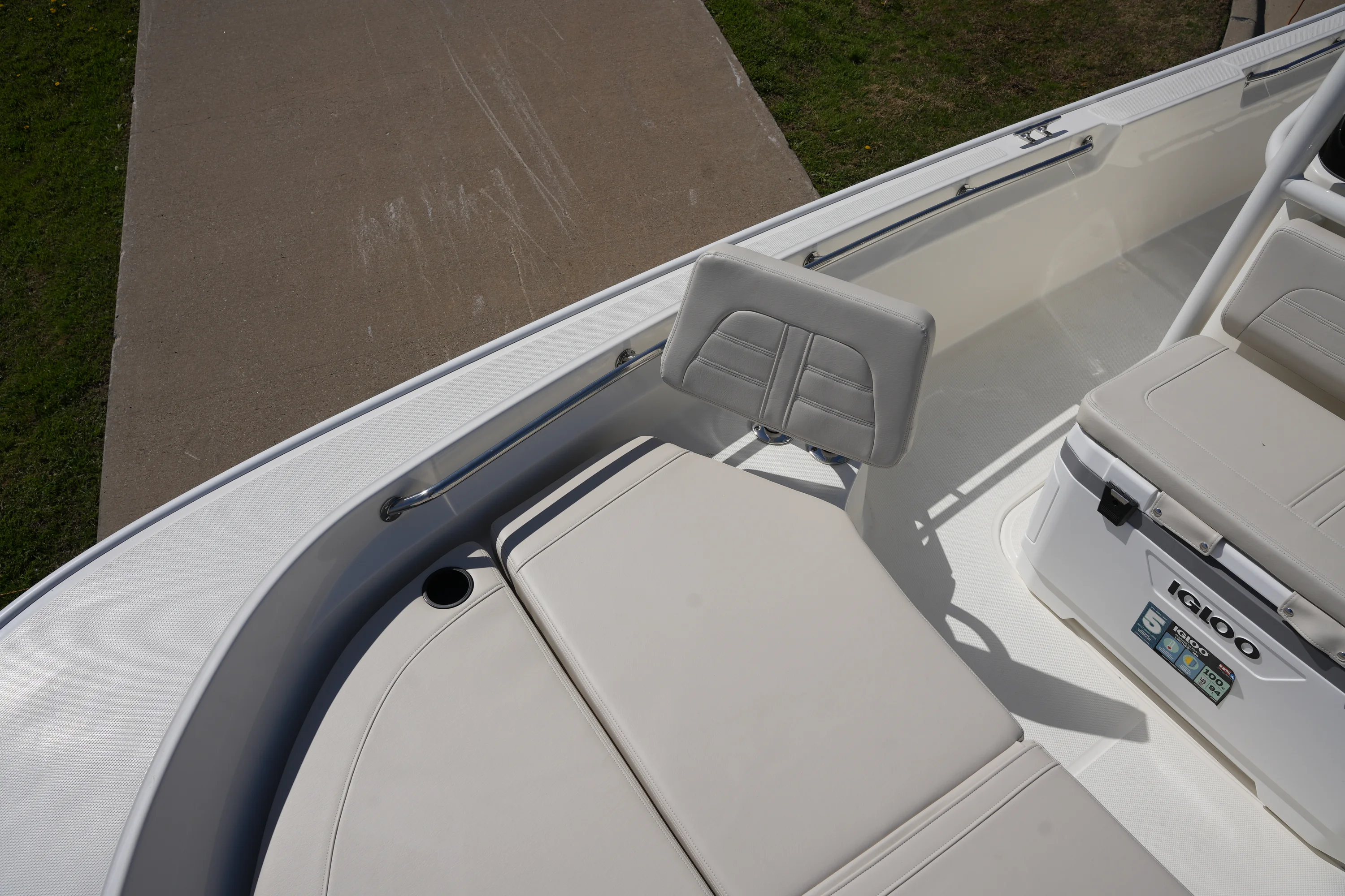 2026 Boston Whaler 210 Montauk Image Thumbnail #32