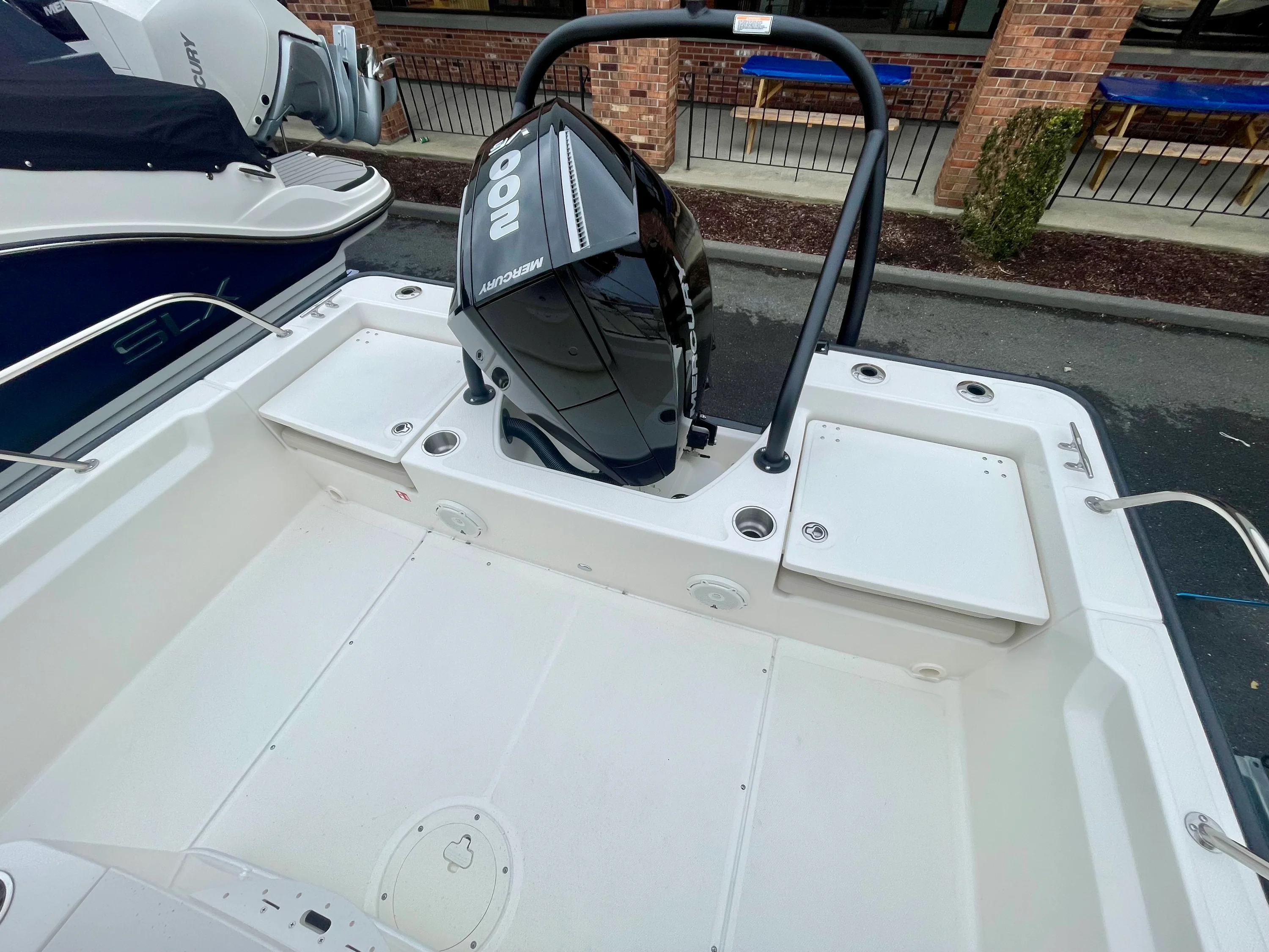 2026 Boston Whaler 210 Montauk Image Thumbnail #2