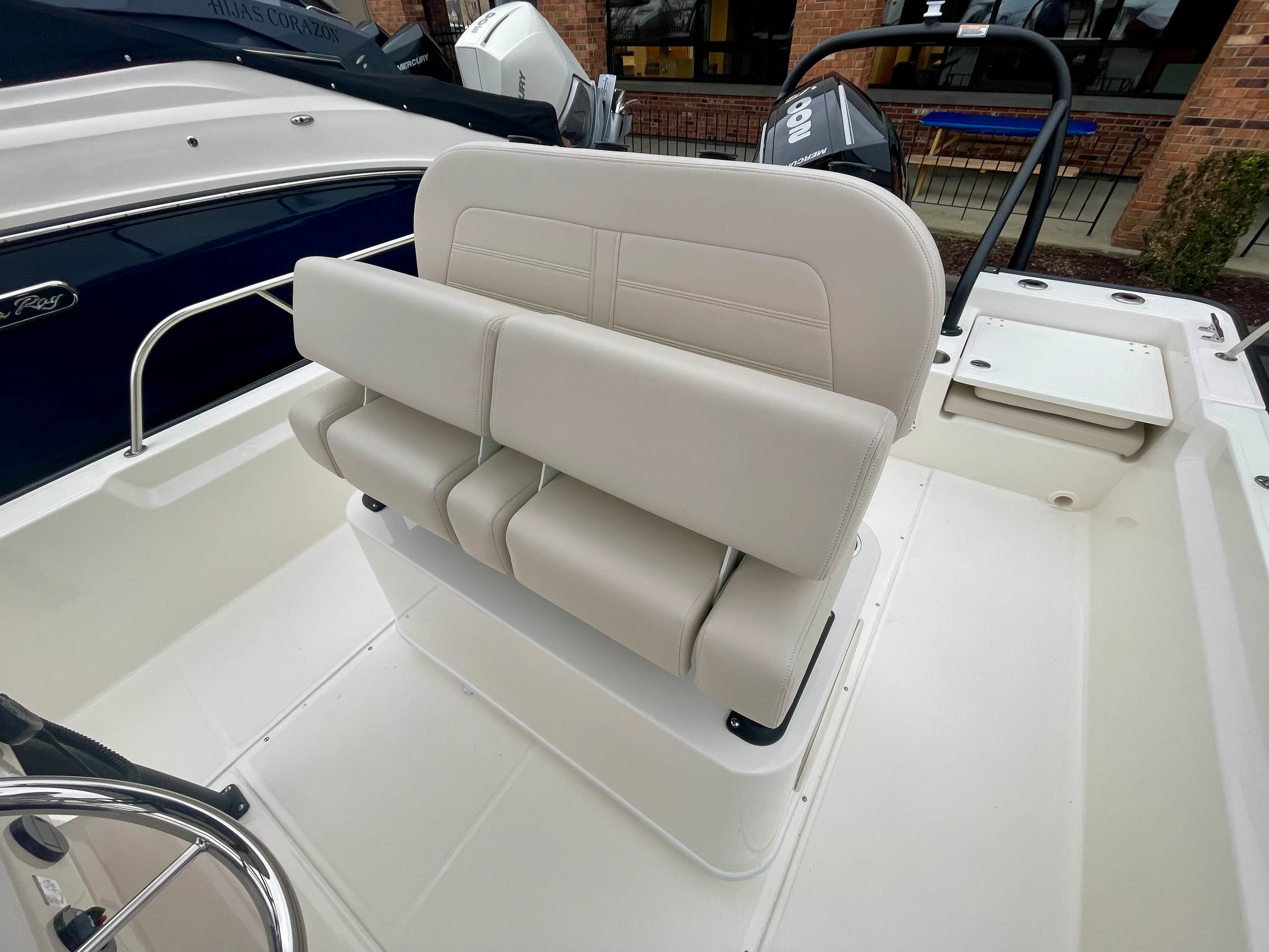 2026 Boston Whaler 210 Montauk Image Thumbnail #11
