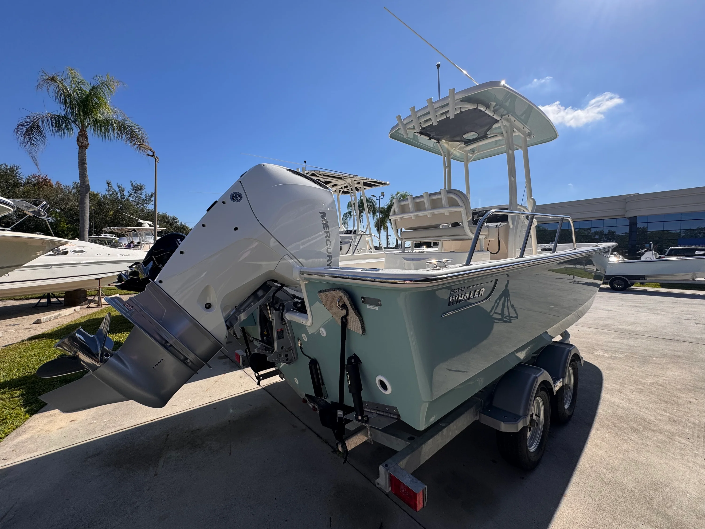 2026 Boston Whaler 210 Montauk Image Thumbnail #5