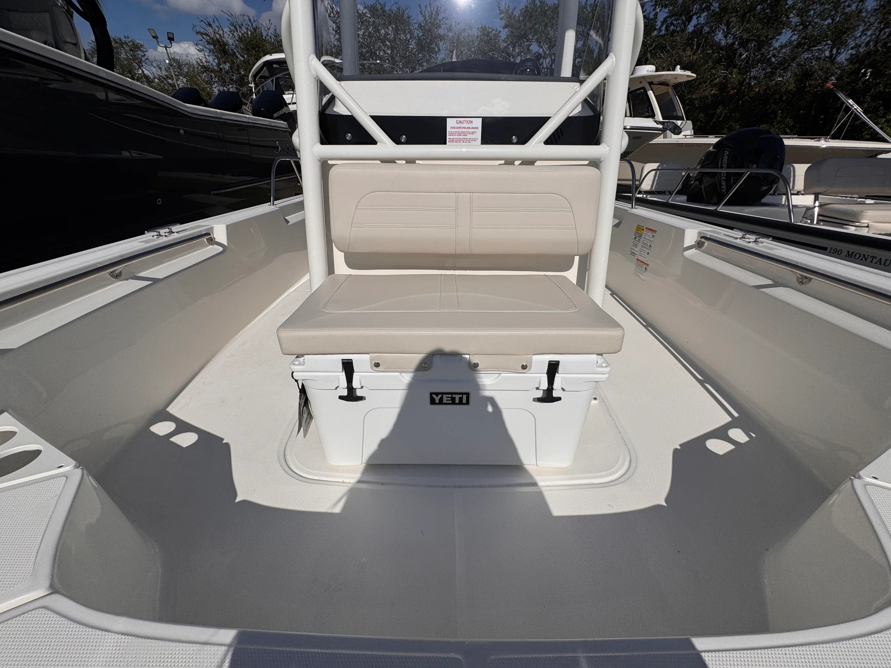 2026 Boston Whaler 210 Montauk Image Thumbnail #21