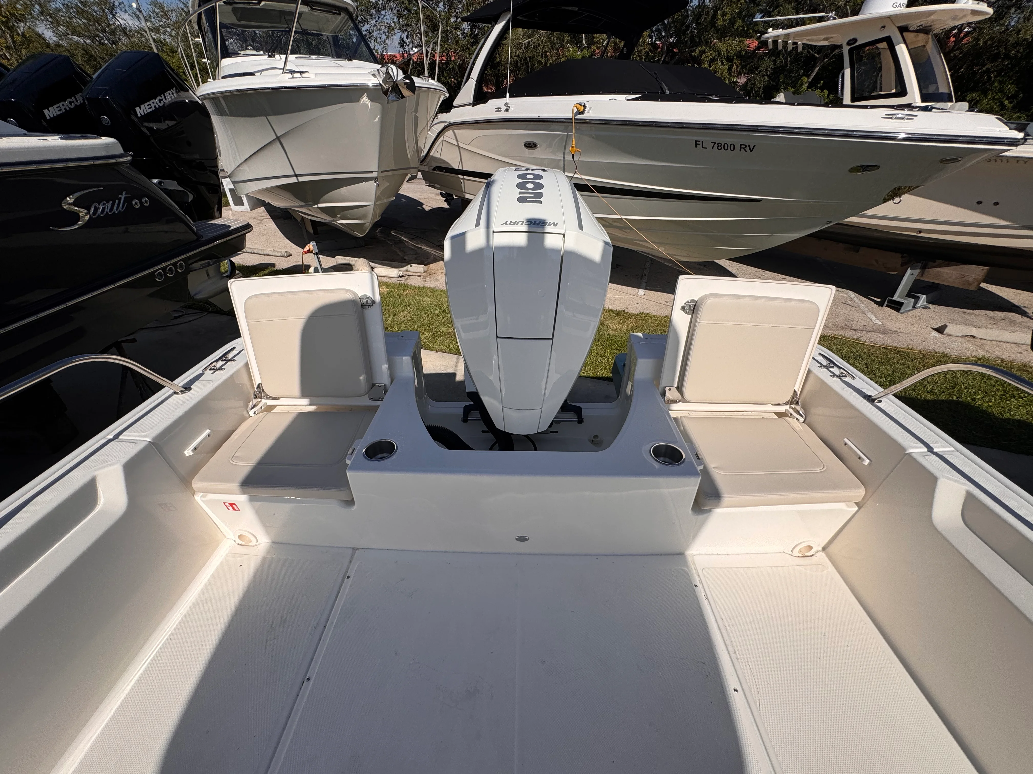2026 Boston Whaler 210 Montauk Image Thumbnail #9