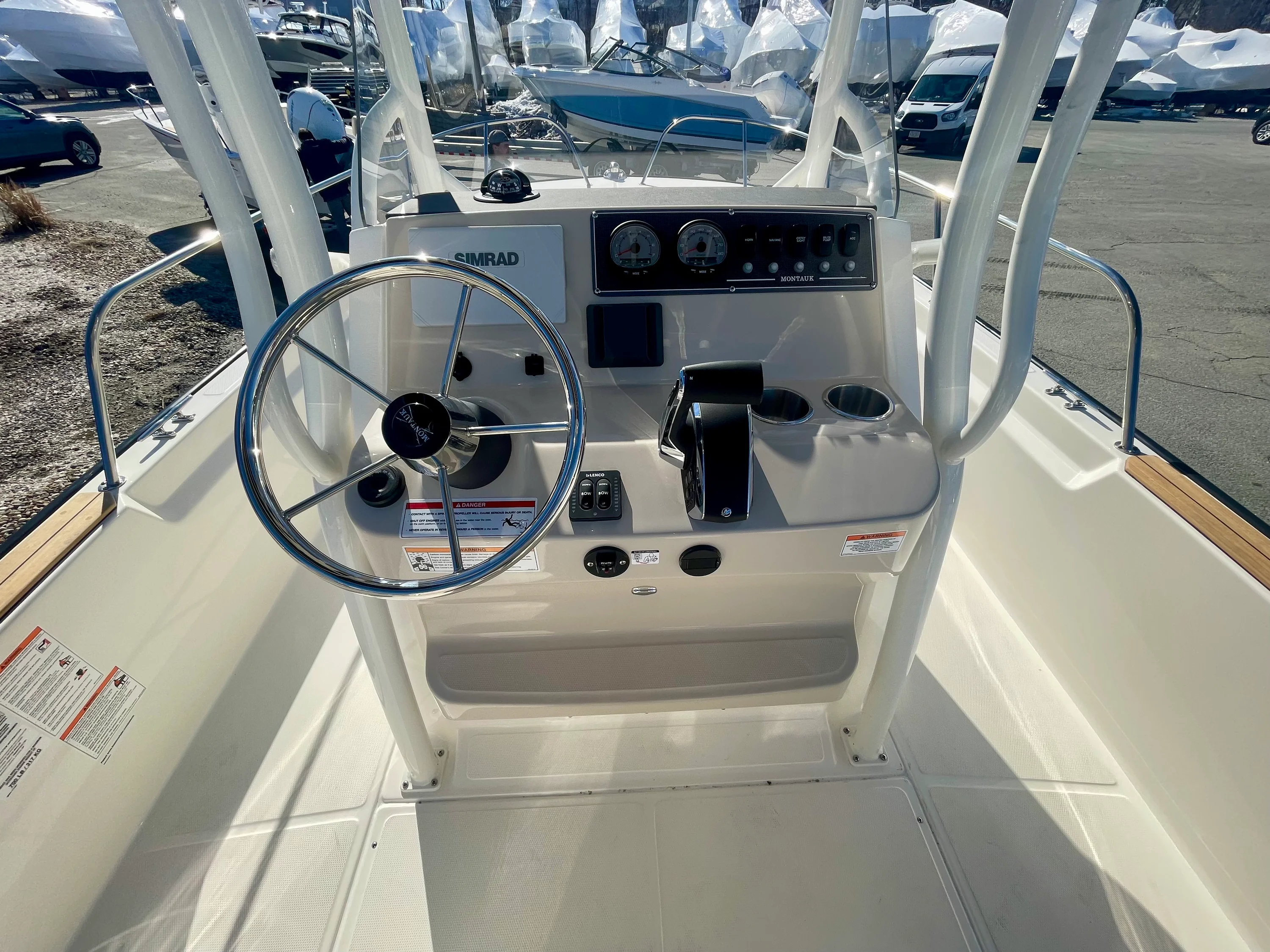 2026 Boston Whaler 210 Montauk Image Thumbnail #12