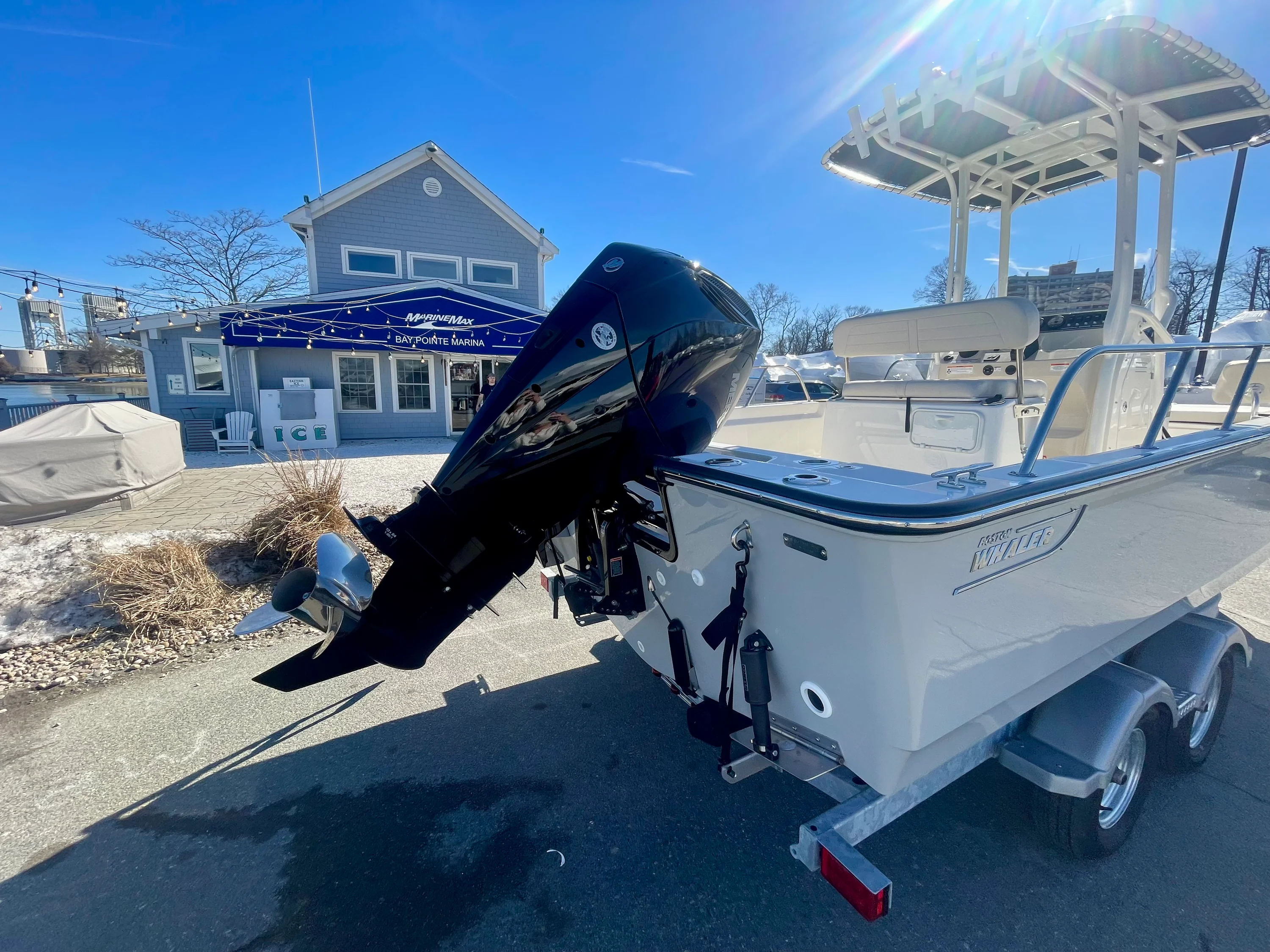 2026 Boston Whaler 210 Montauk Image Thumbnail #2