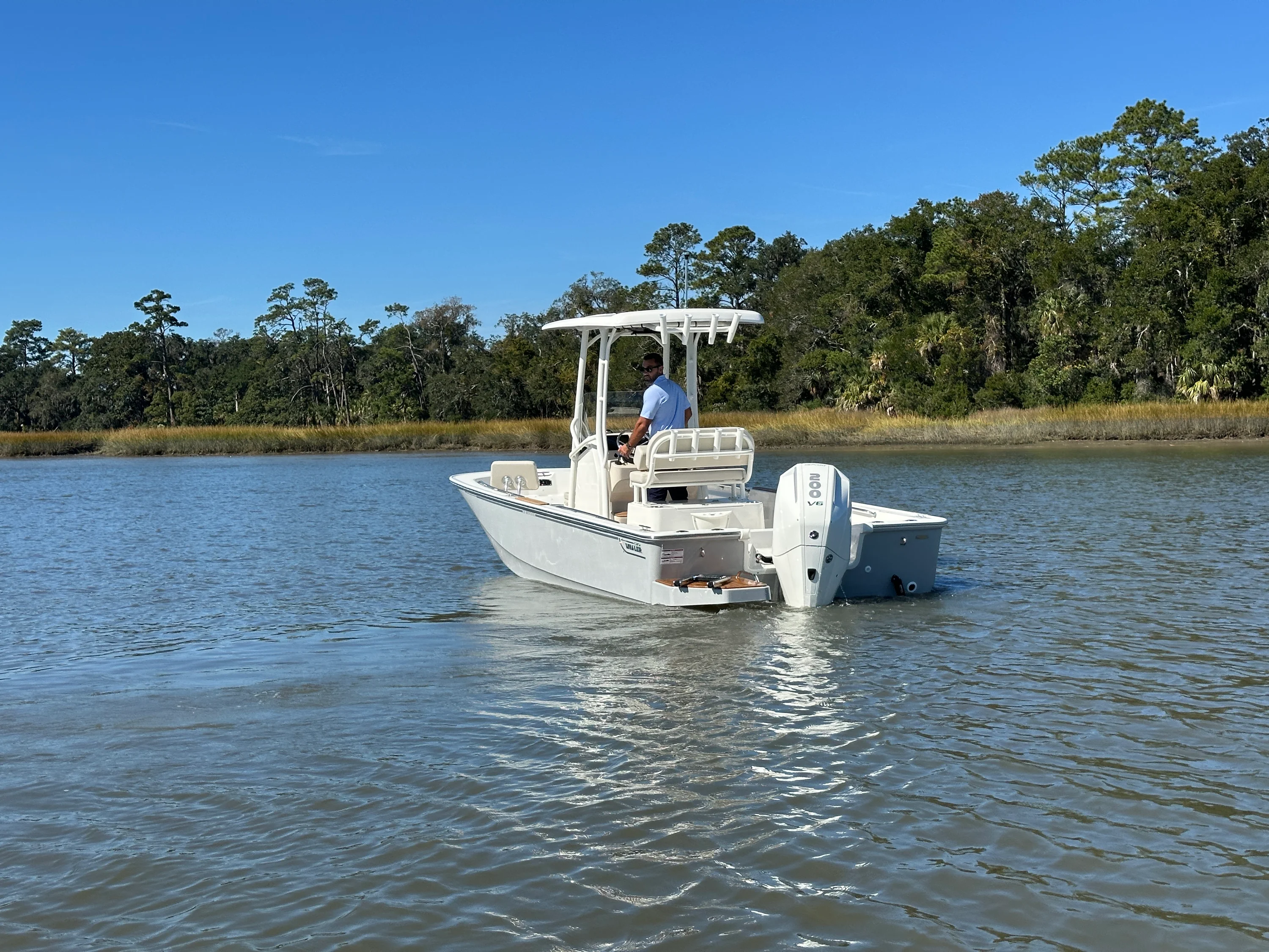 2026 Boston Whaler 210 Montauk Image Thumbnail #12