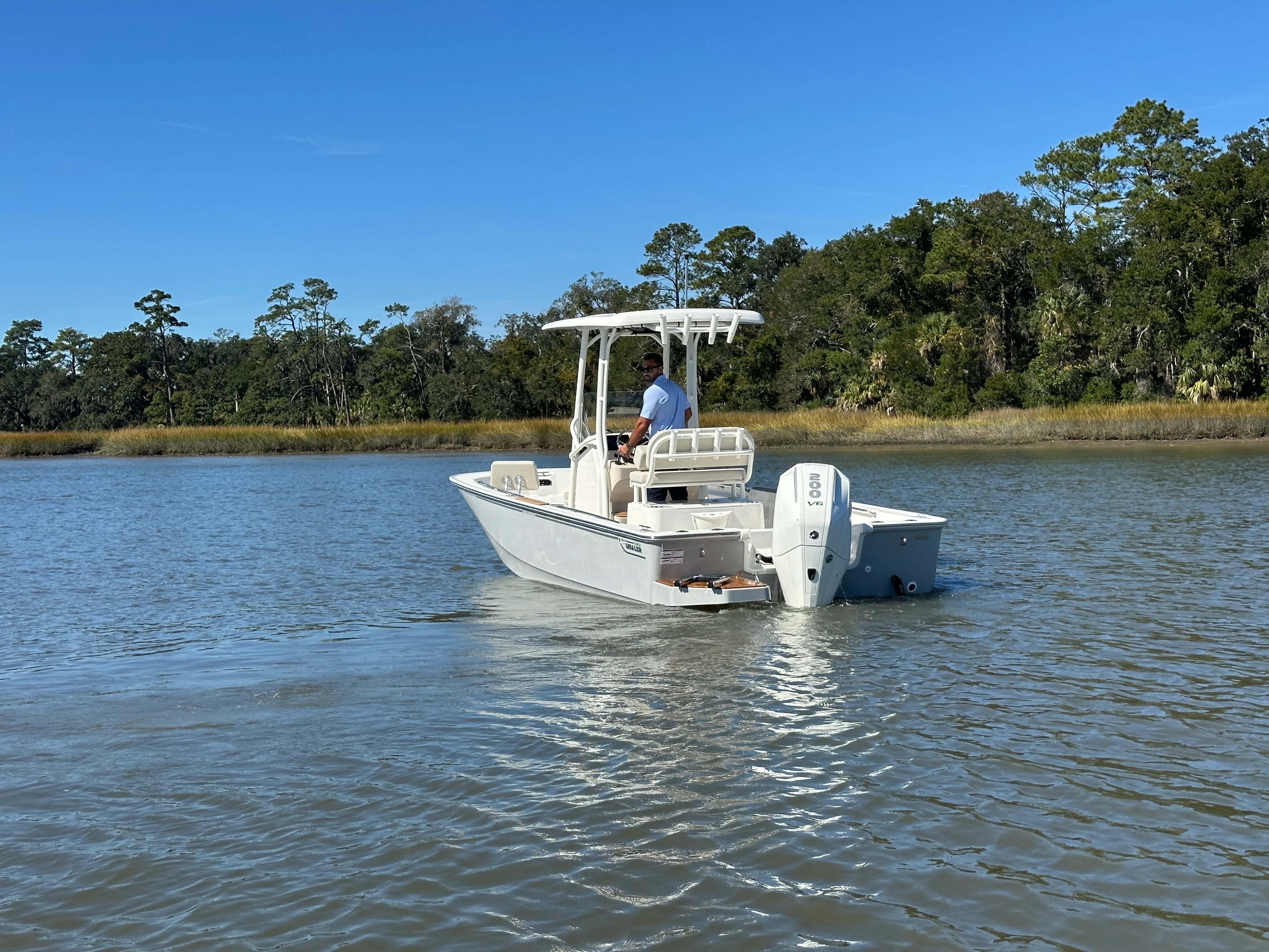 2026 Boston Whaler 210 Montauk Image Thumbnail #12