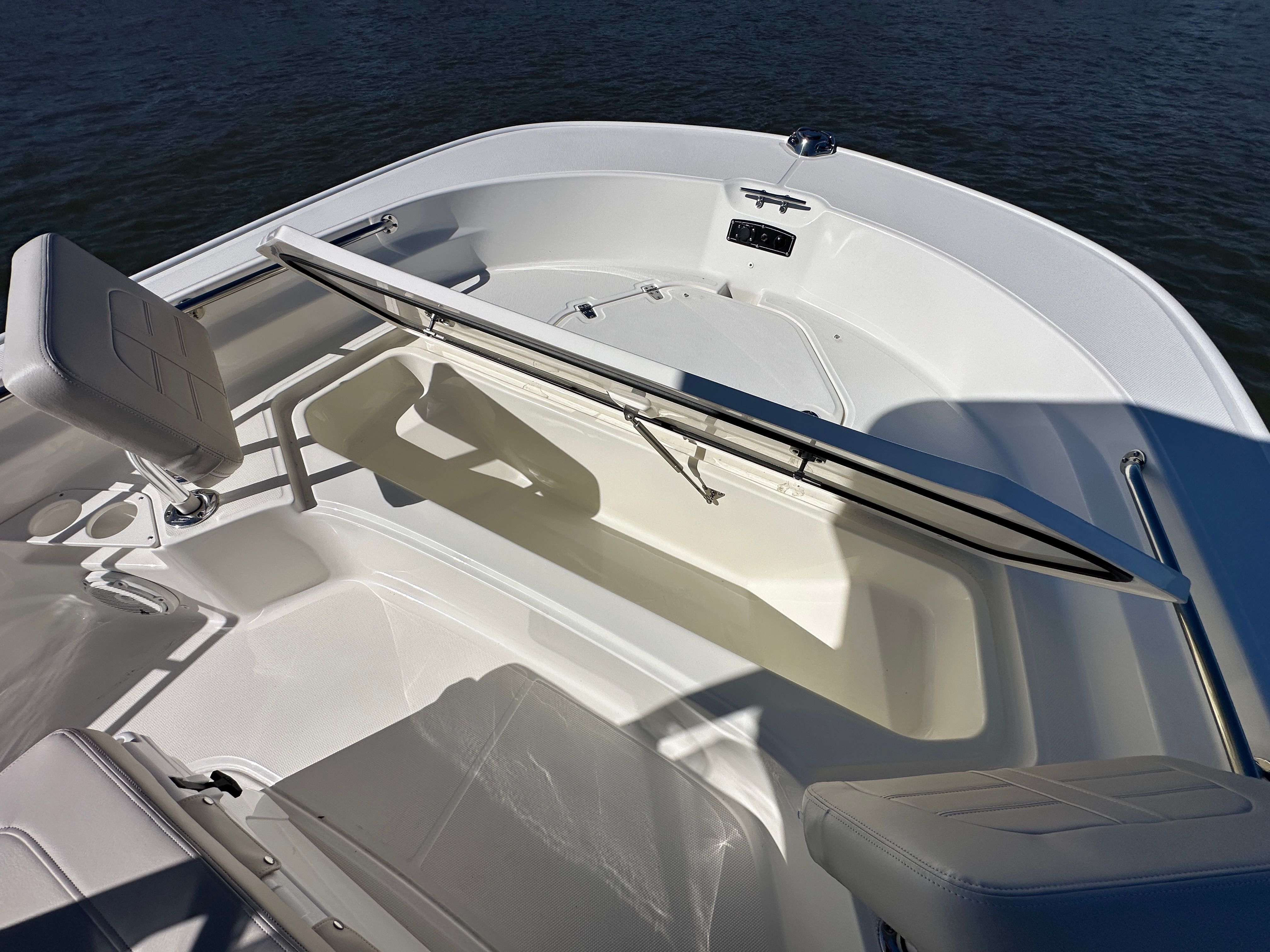 2026 Boston Whaler 210 Montauk Image Thumbnail #19