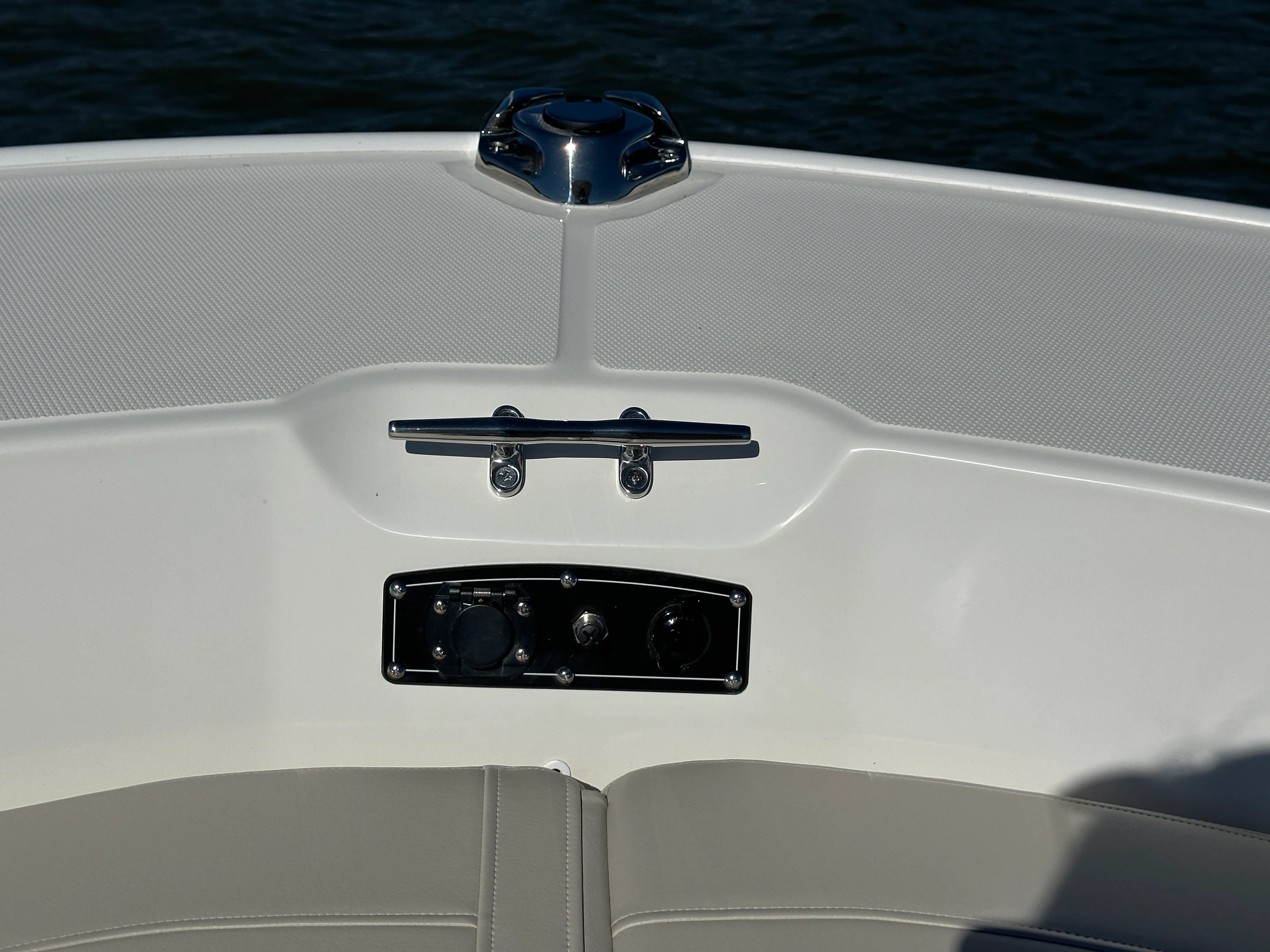2026 Boston Whaler 210 Montauk Image Thumbnail #14