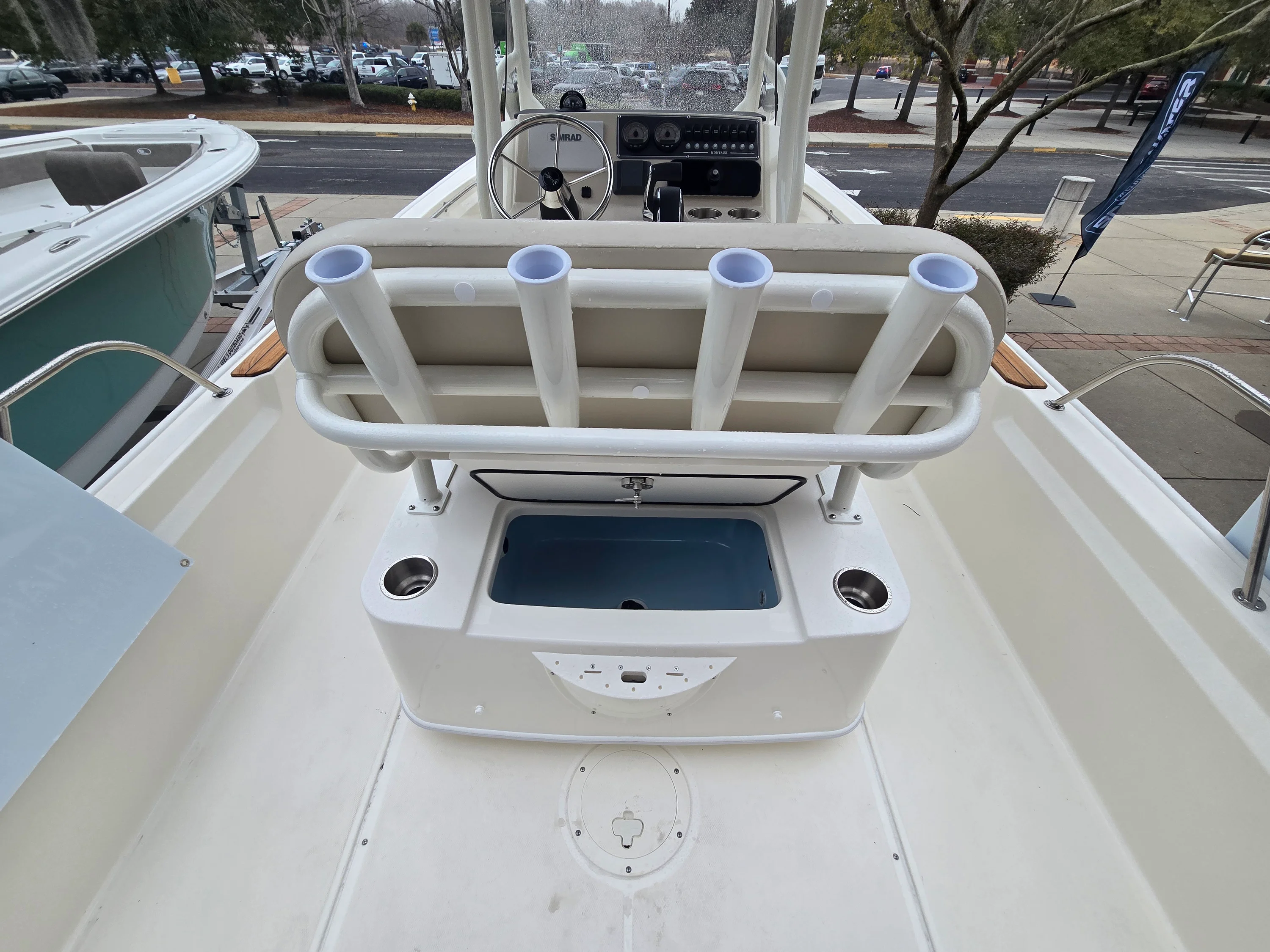 2026 Boston Whaler 210 Montauk Image Thumbnail #7