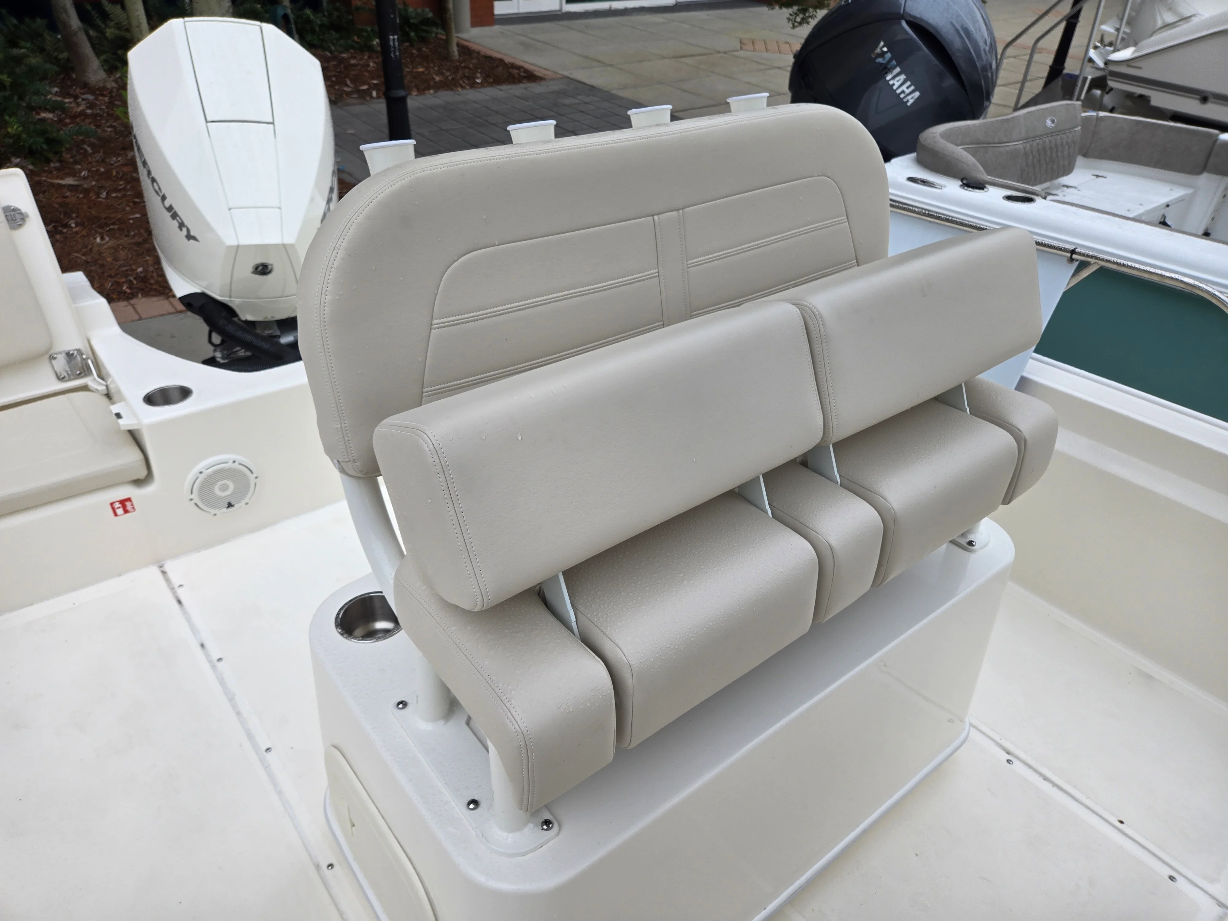 2026 Boston Whaler 210 Montauk Image Thumbnail #6