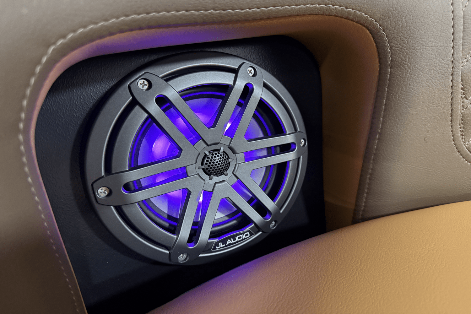2026 Premier 230SOLARIS Image Thumbnail #28