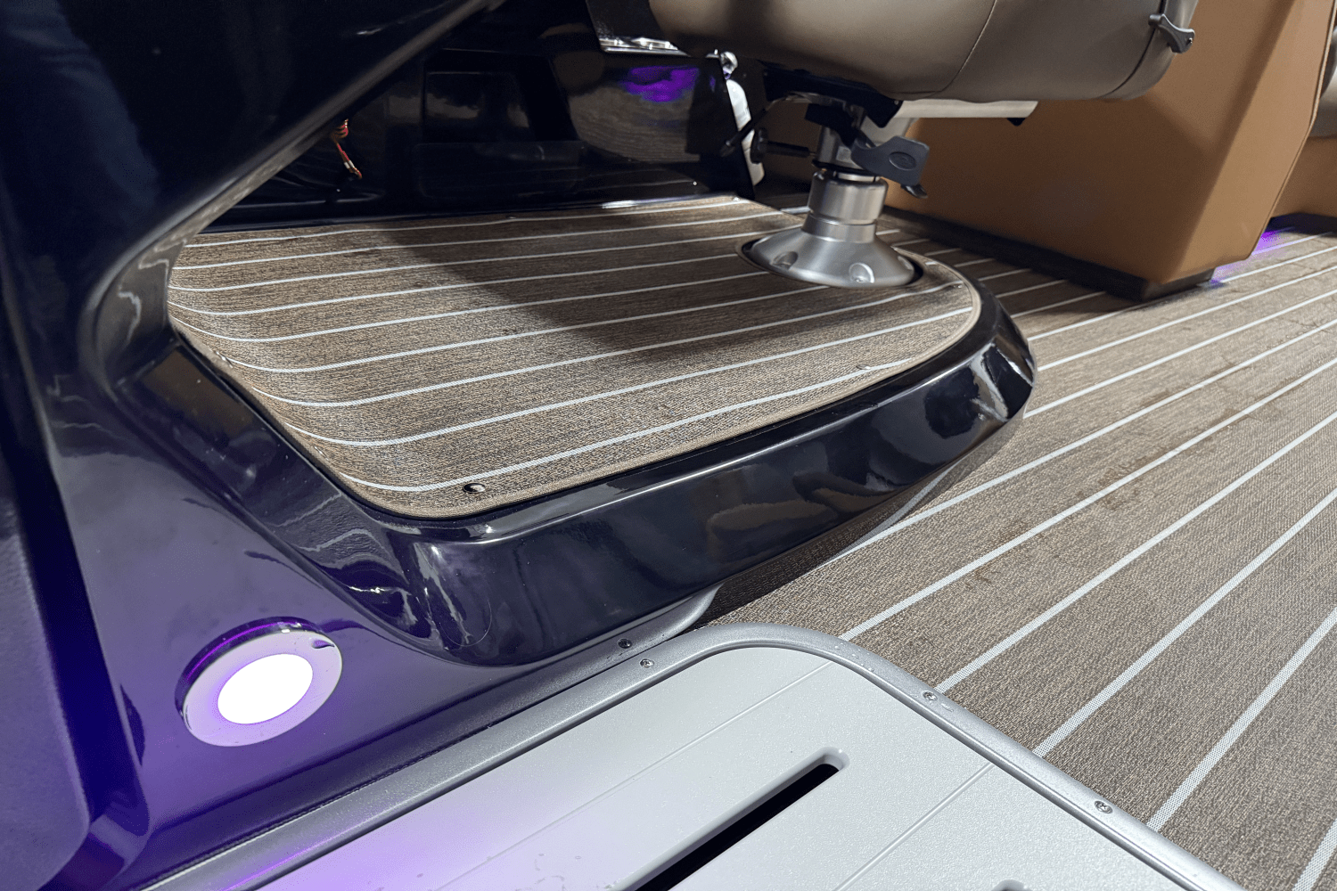 2026 Premier 230SOLARIS Image Thumbnail #44