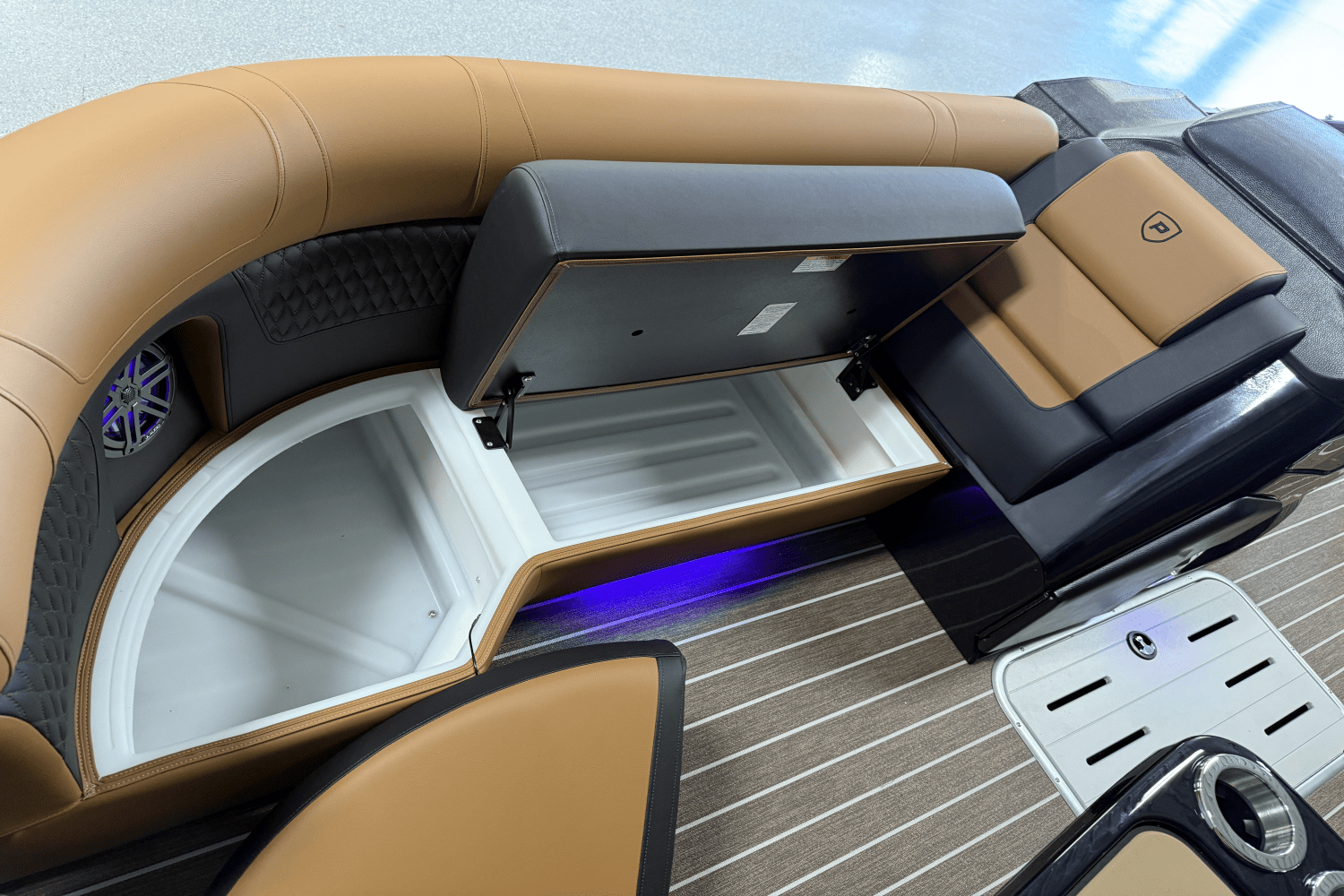 2026 Premier 230SOLARIS Image Thumbnail #72