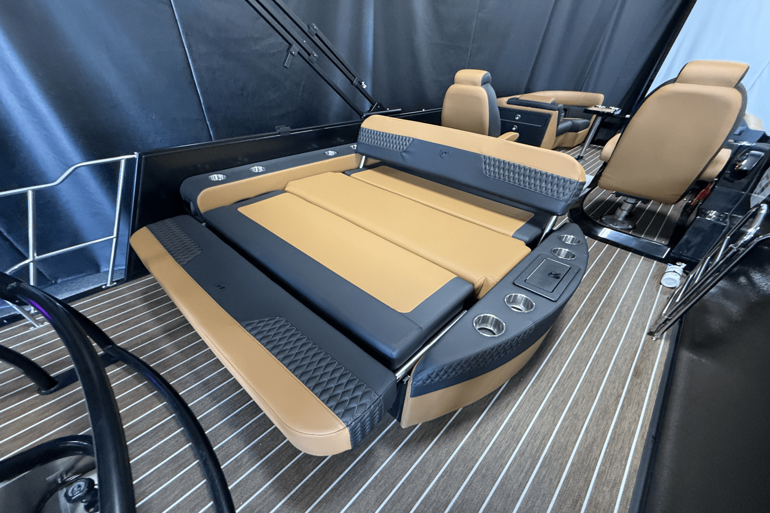 2026 Premier 230SOLARIS Image Thumbnail #25
