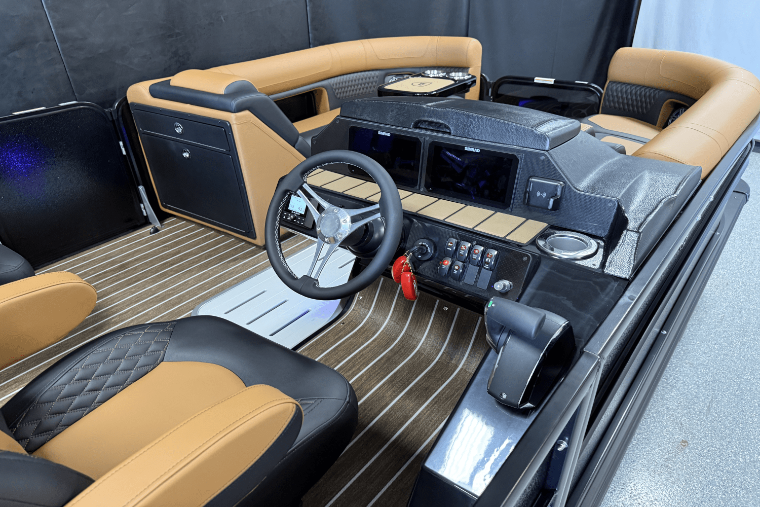 2026 Premier 230SOLARIS Image Thumbnail #6