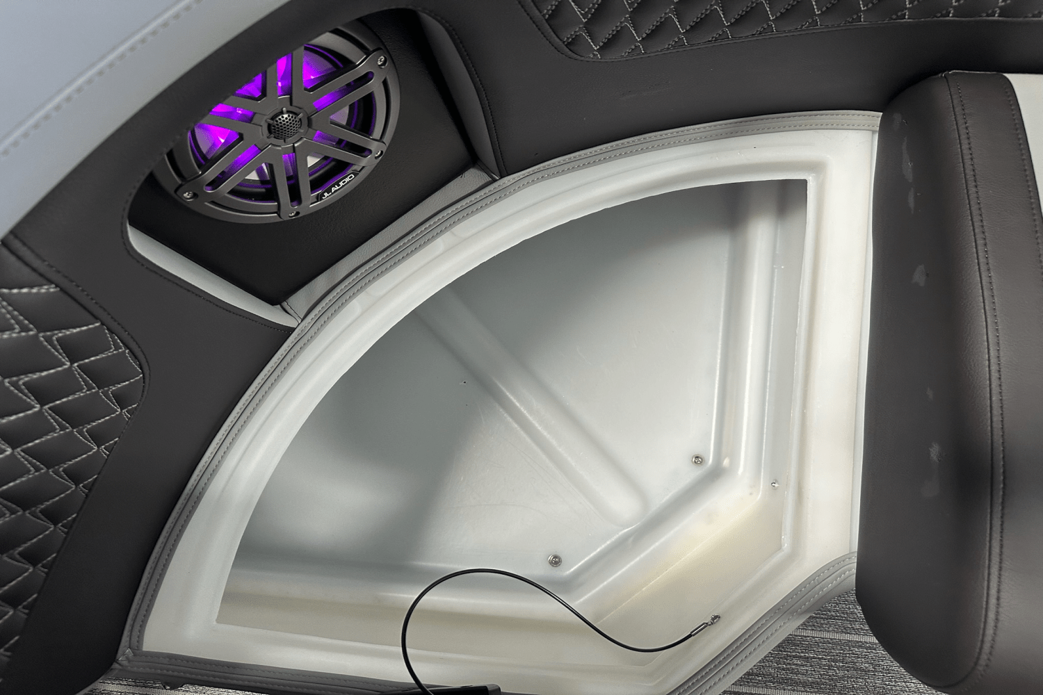 2025 Premier 230 Solaris Image Thumbnail #68