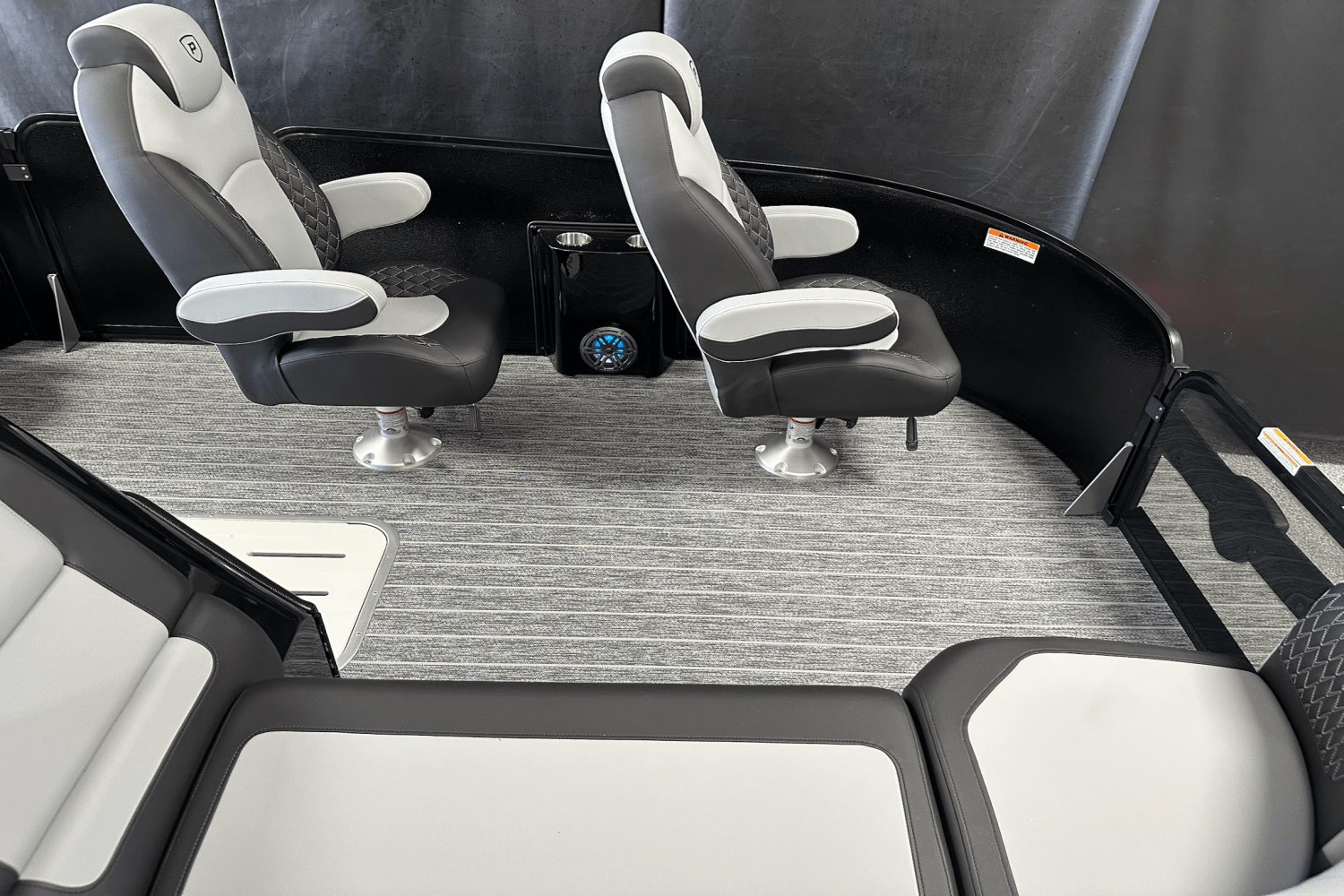 2025 Premier 230 Solaris Image Thumbnail #17